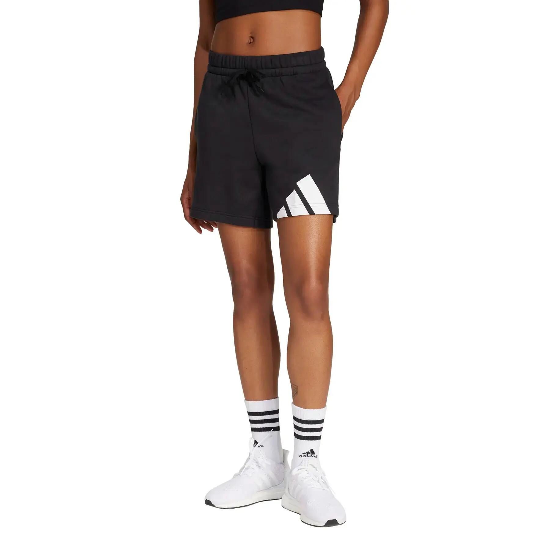 Shorts für Damen adidas Essentials Big Logo 3/6