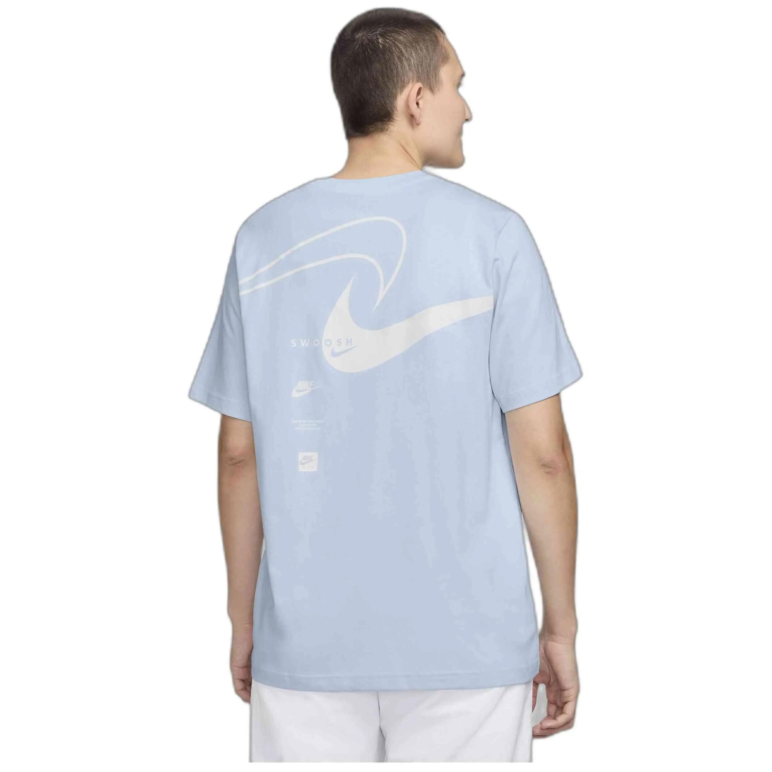 Maglia a maniche corte Nike modello Swoosh per unisex 3/5