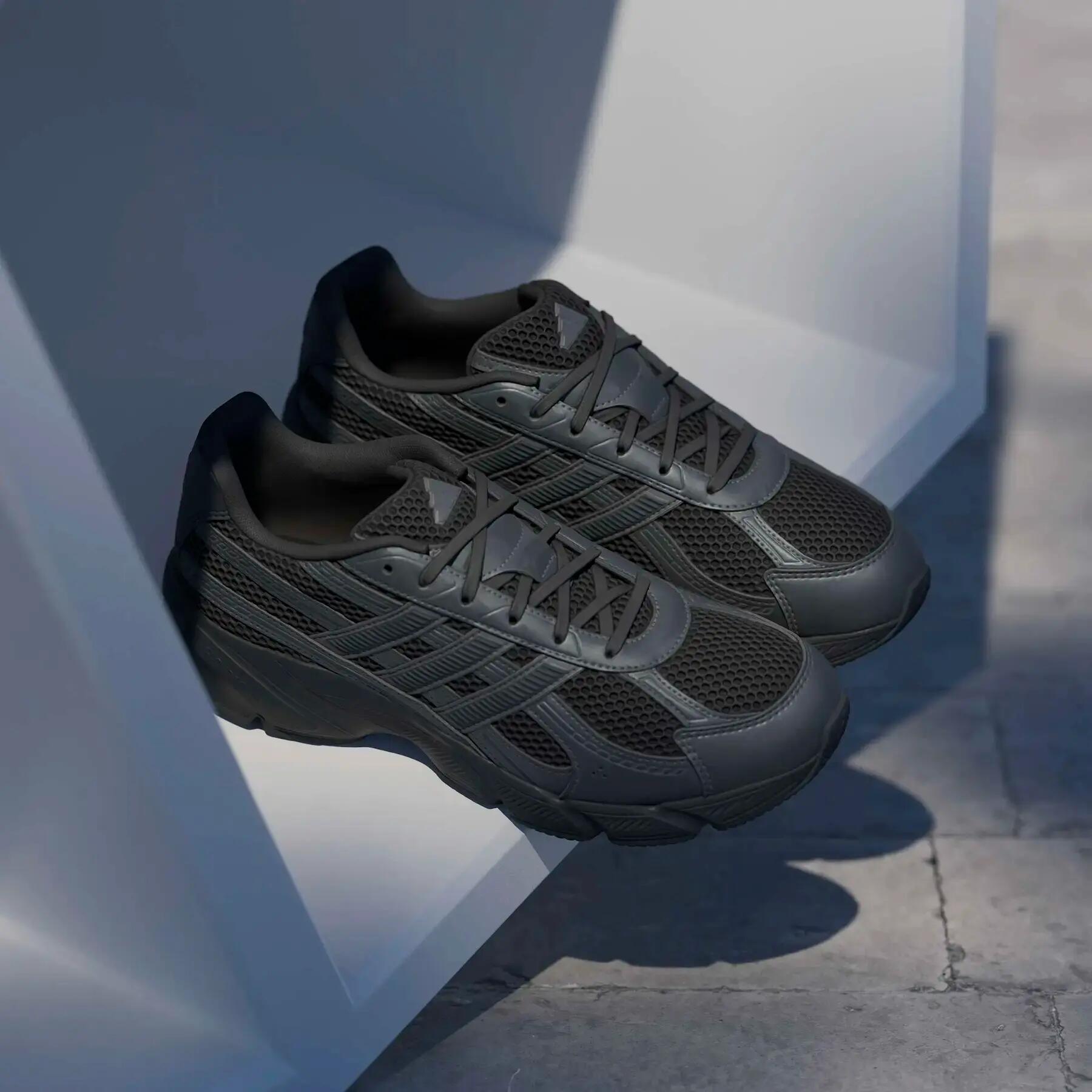 Baskets adidas Technochaos 2000 6/7