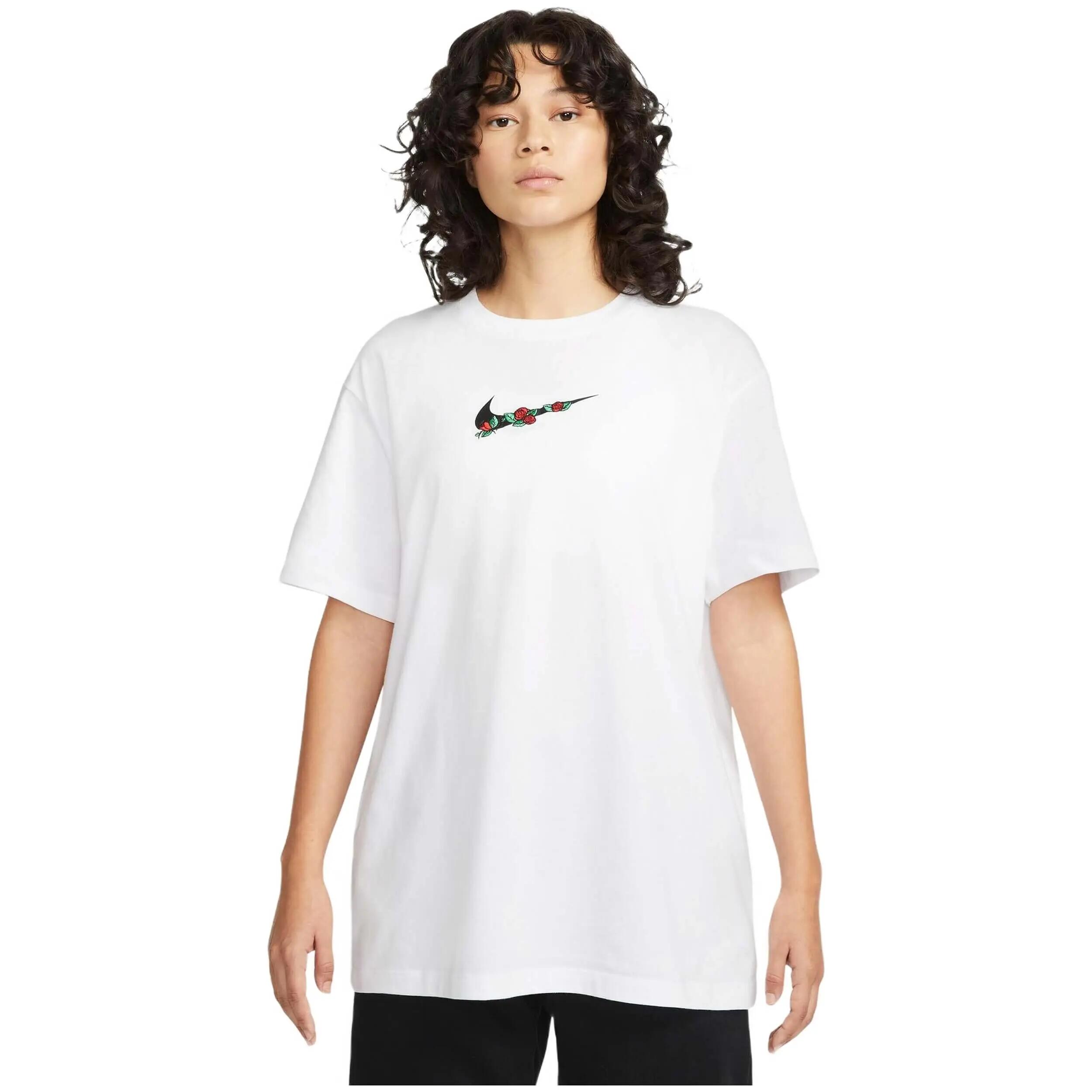 NIKE picture