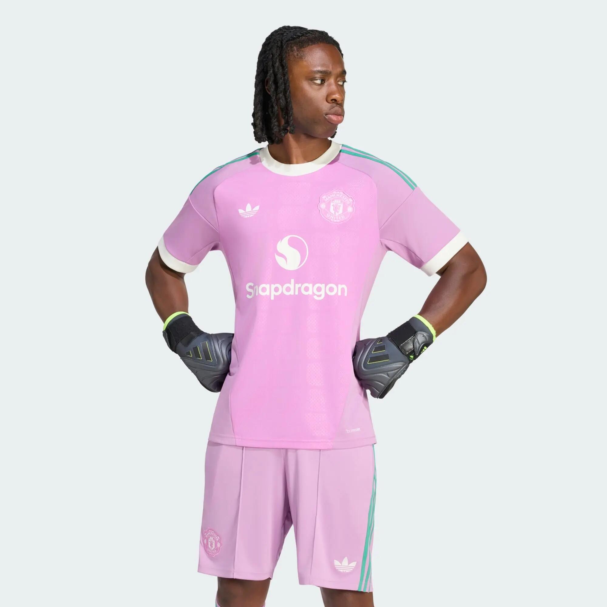 Manchester United 26/27 Away Goalkeeper Jersey 1/6