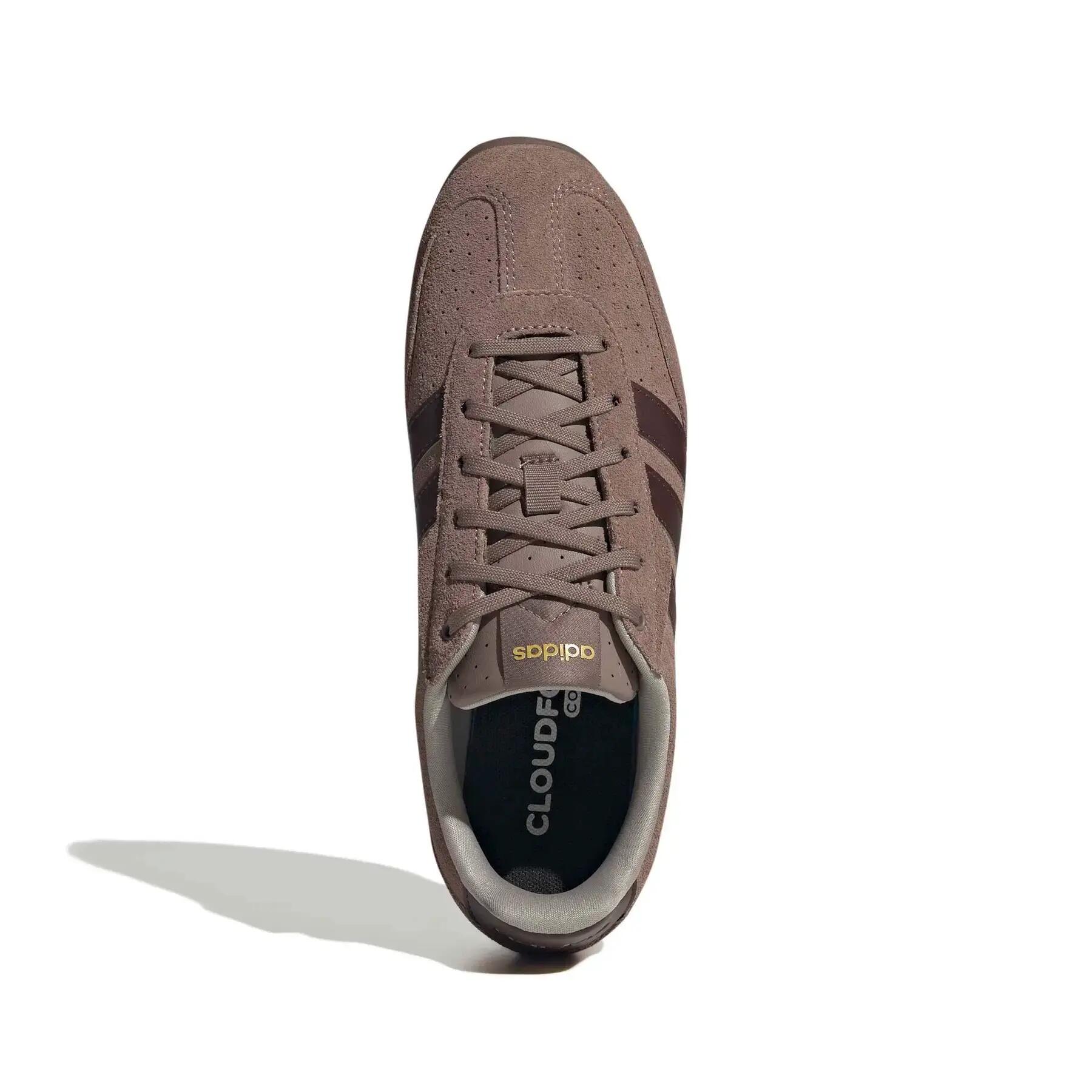 Buty sportowe damskie adidas Barreda LO 4/7