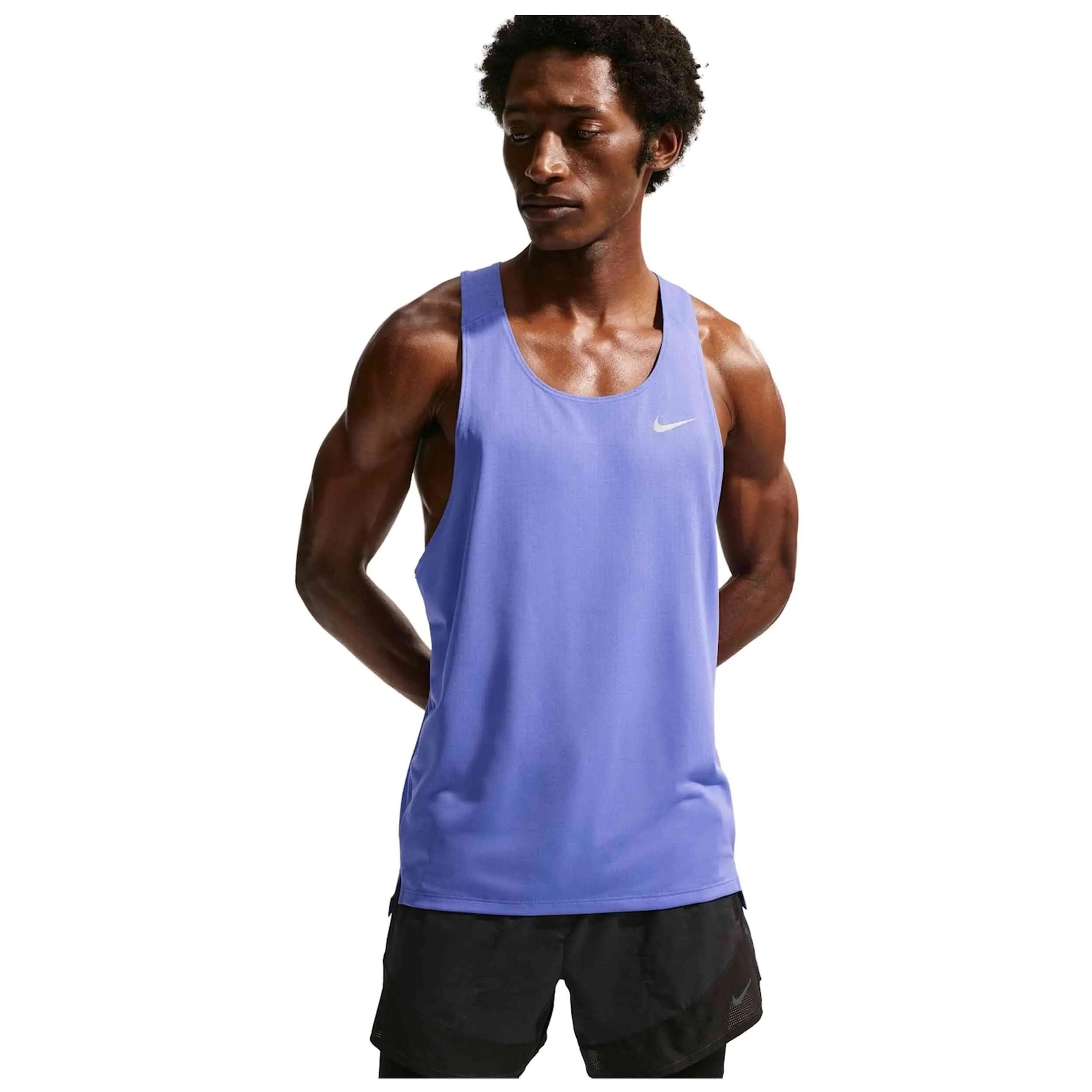 NIKE picture