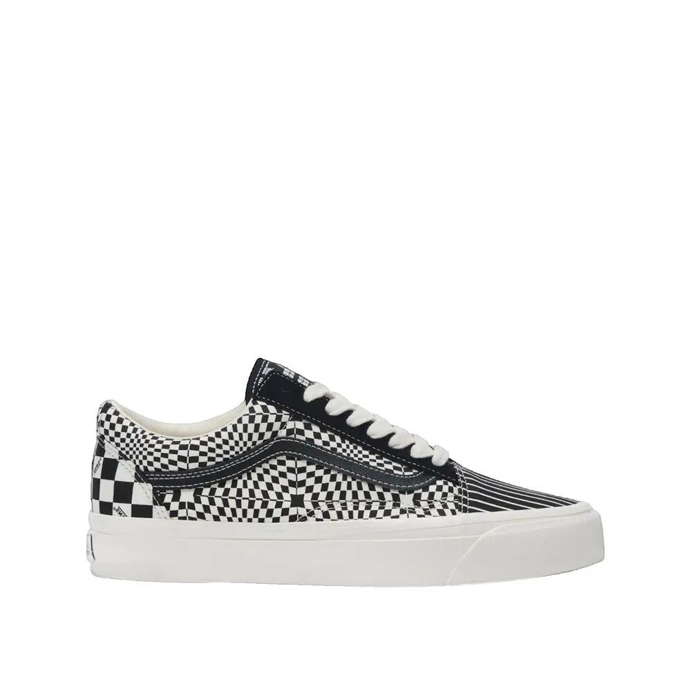 VANS picture