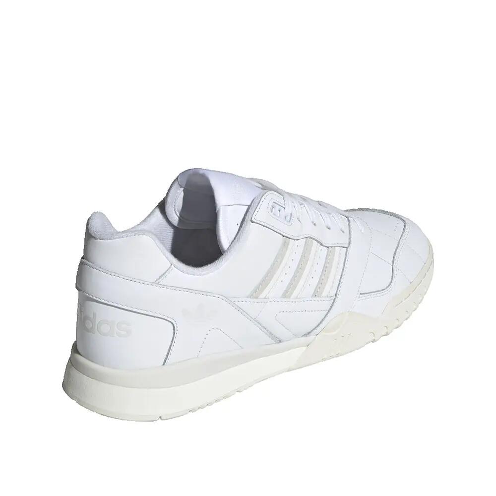 Scarpe adidas A.R. Trainer Bianche 2/3
