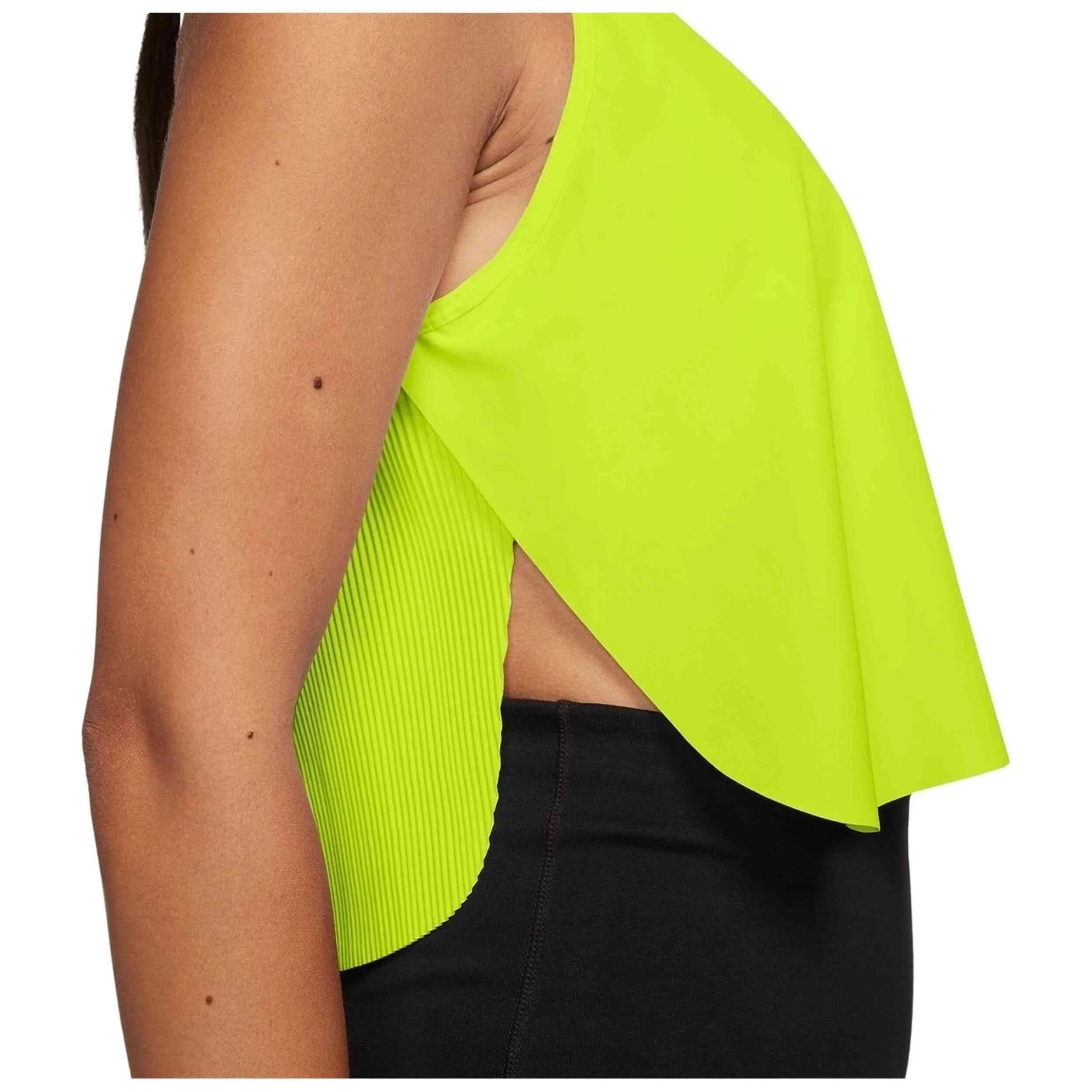 Camiseta de tirantes Nike modelo Aeroswift Tank "Volt" para mujer 3/3