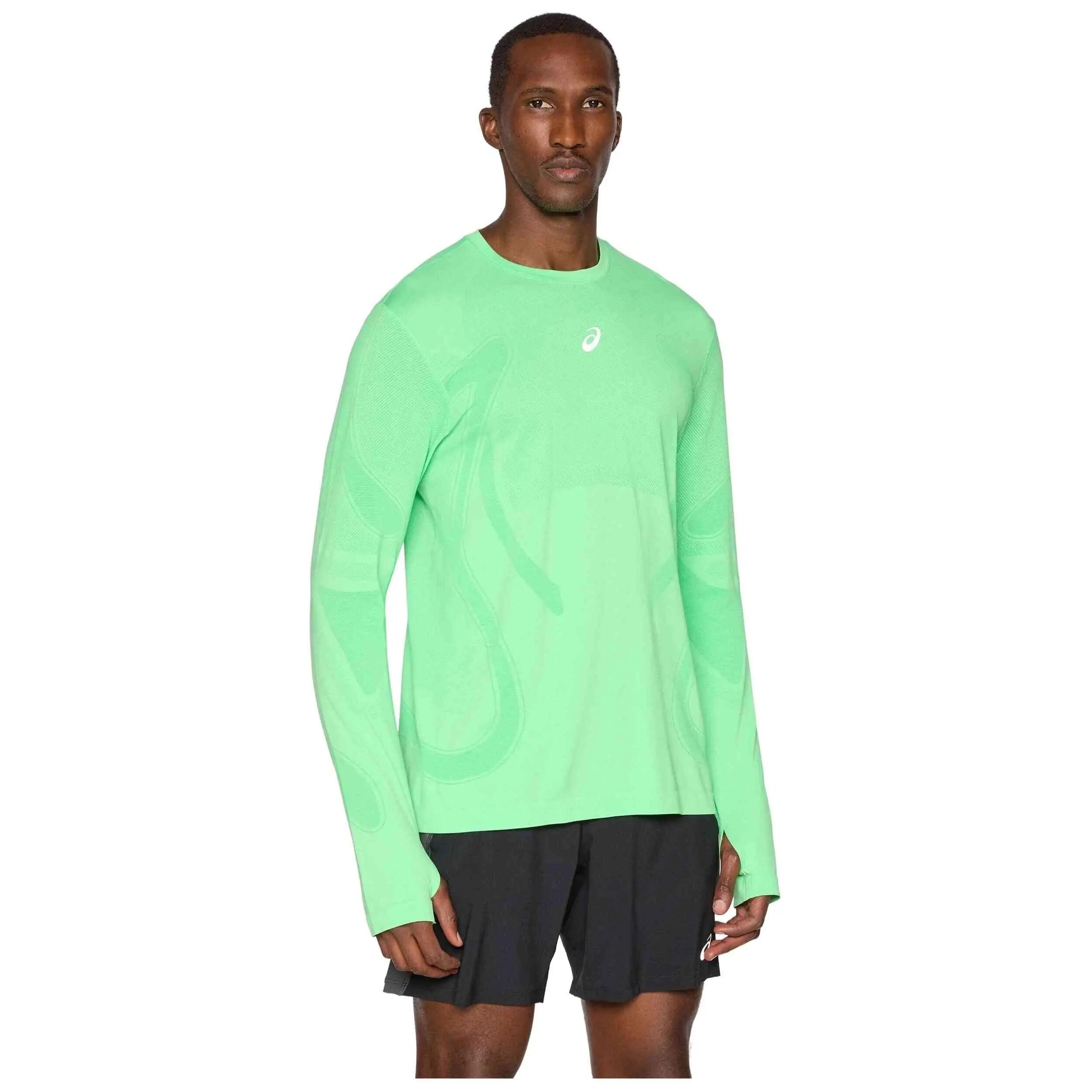 ASICS picture