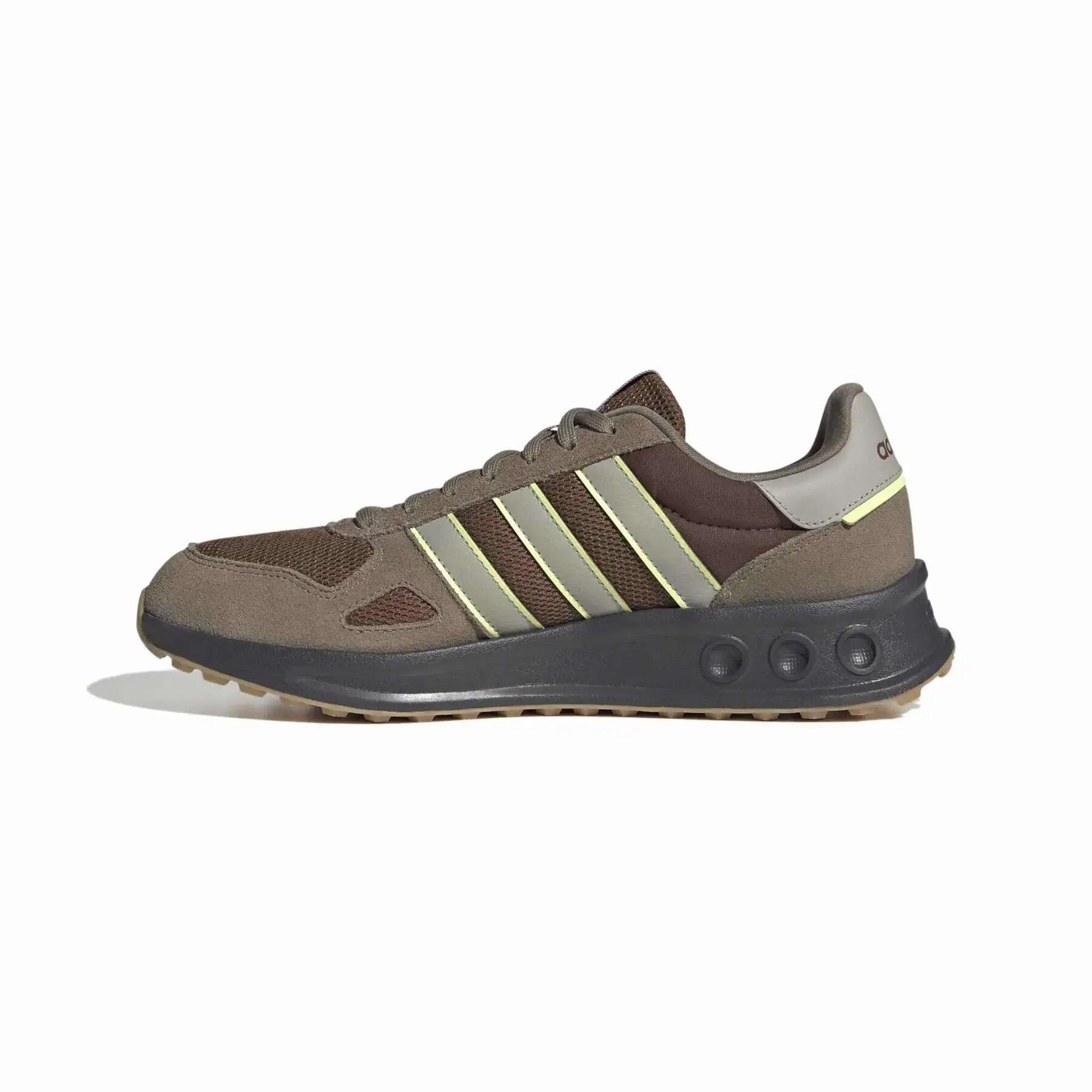Baskets adidas Run 84 4/7