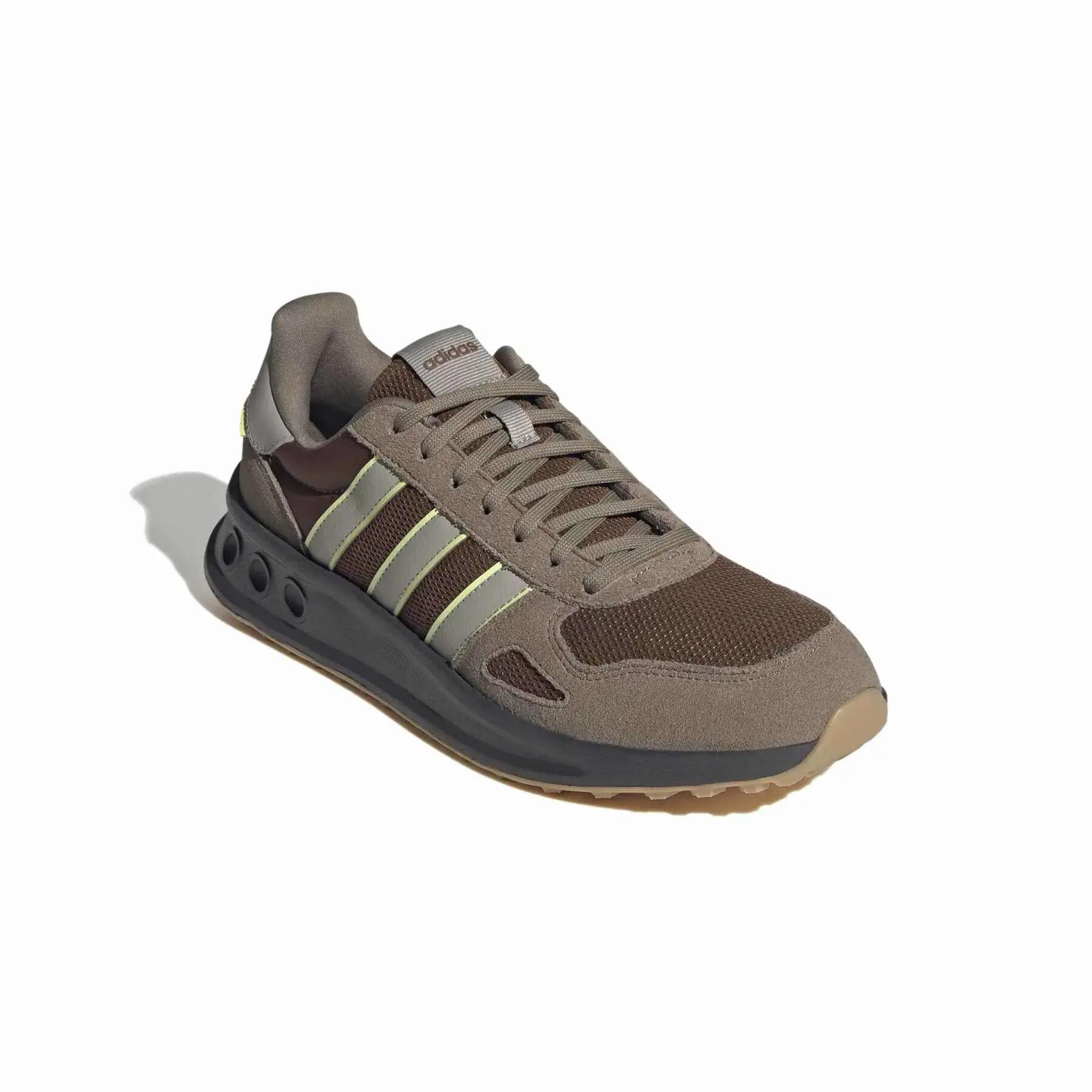 Baskets adidas Run 84 2/7