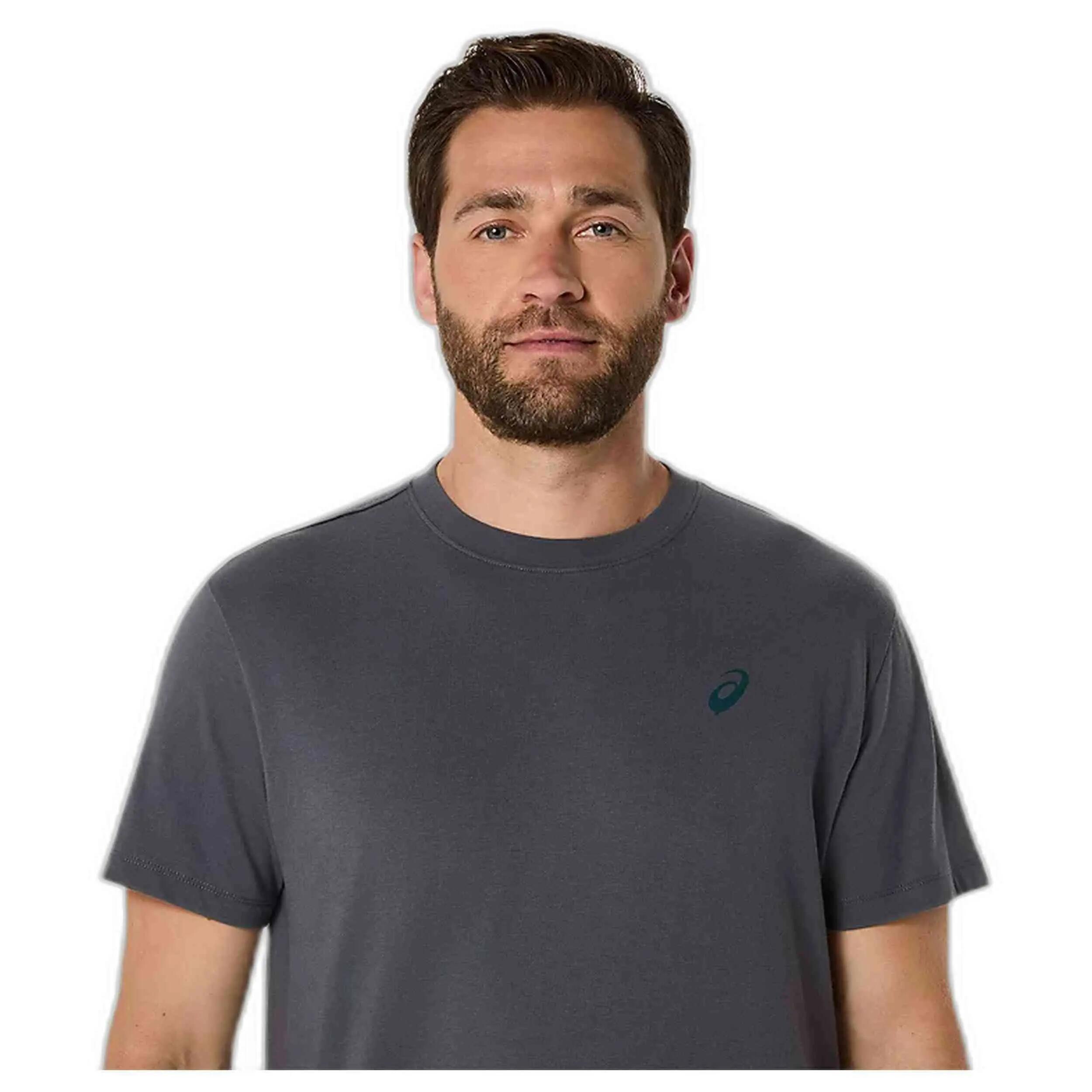 Maglia a maniche corte Asics modello 2031F026-021 per uomini 4/5