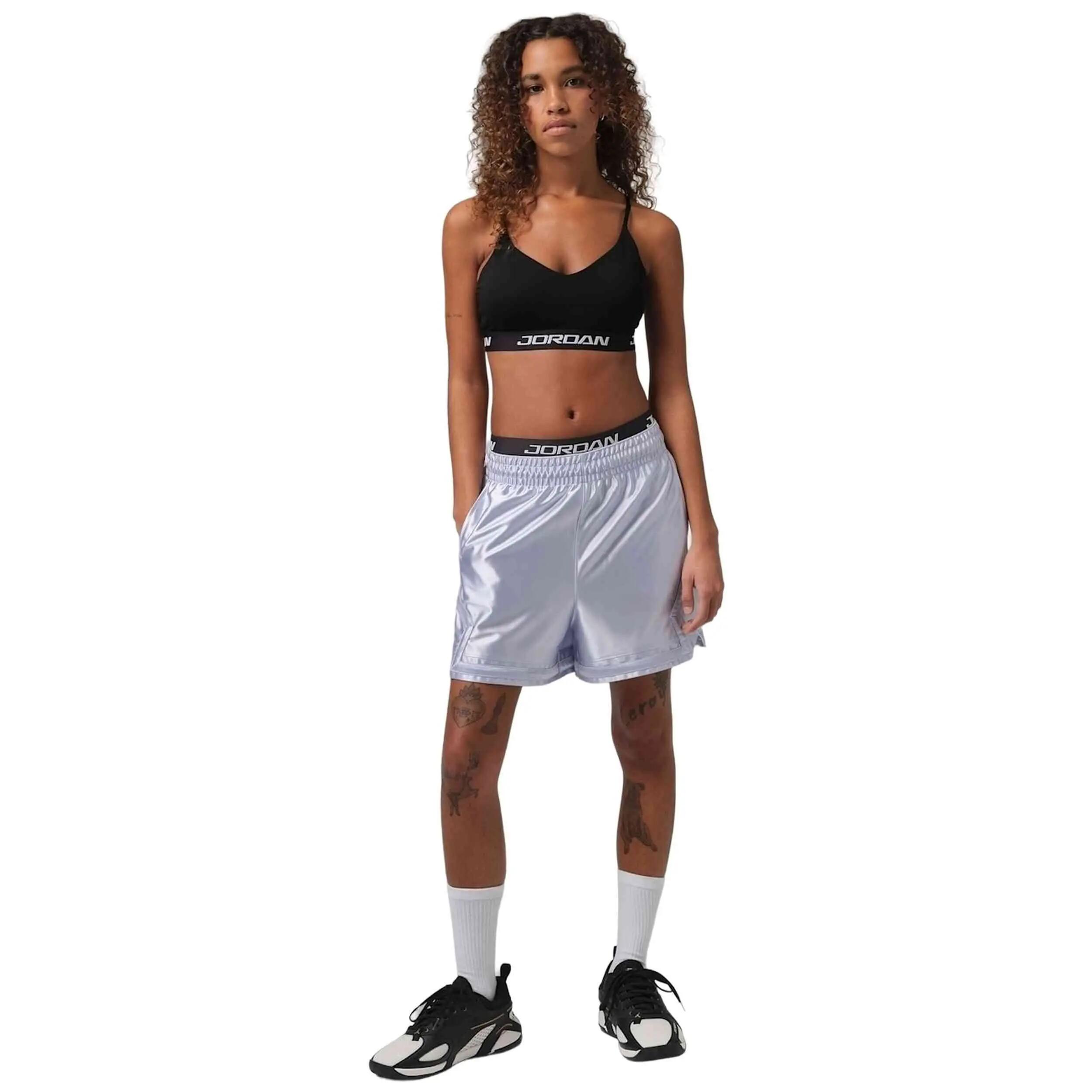 Top Jordan modello IF2255-010 per donne 3/3