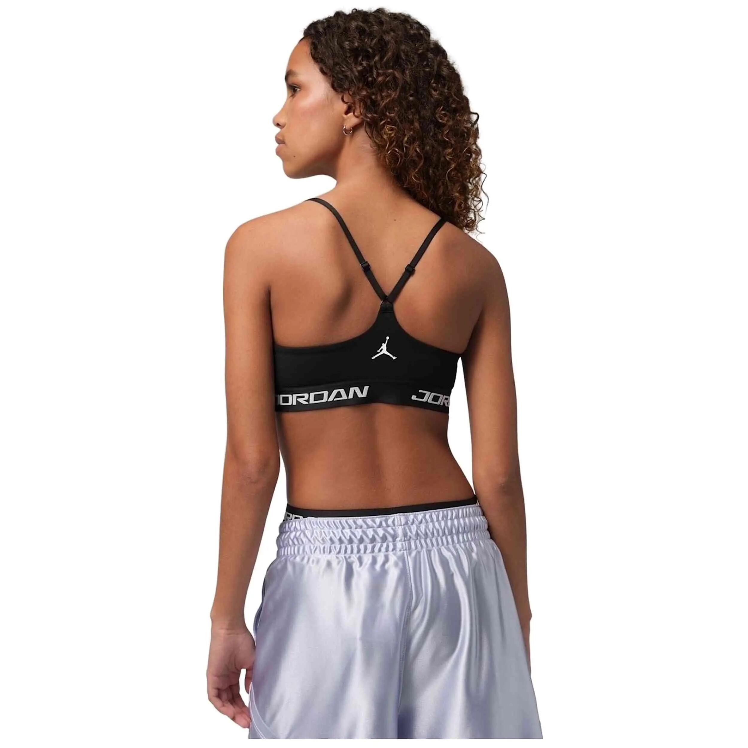 Top Jordan modello IF2255-010 per donne 2/3