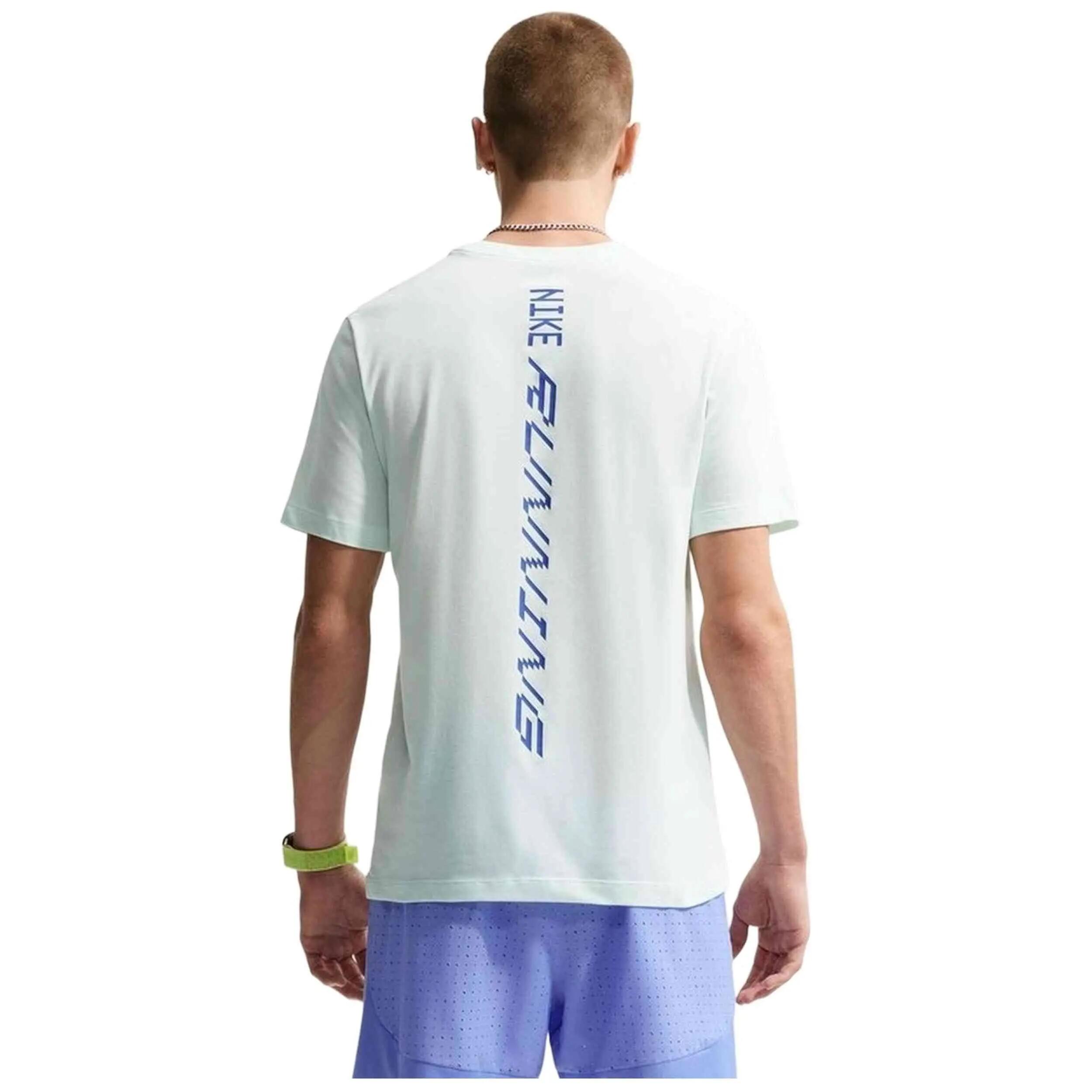Kurzarmshirt Nike Modell IR4933-394 für männer 2/4