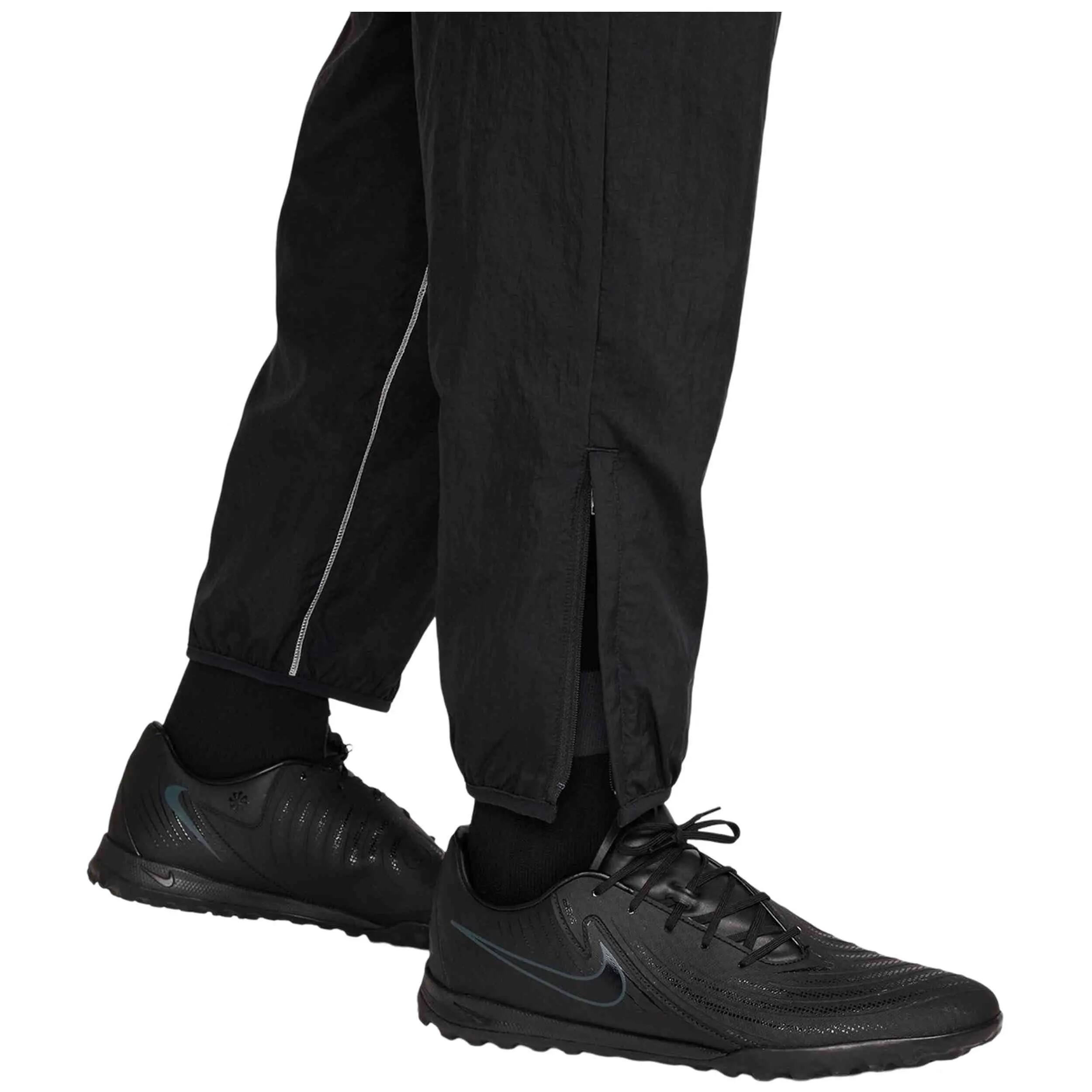 Trainingsbroek Nike model HJ3804-010 voor mannen 3/5