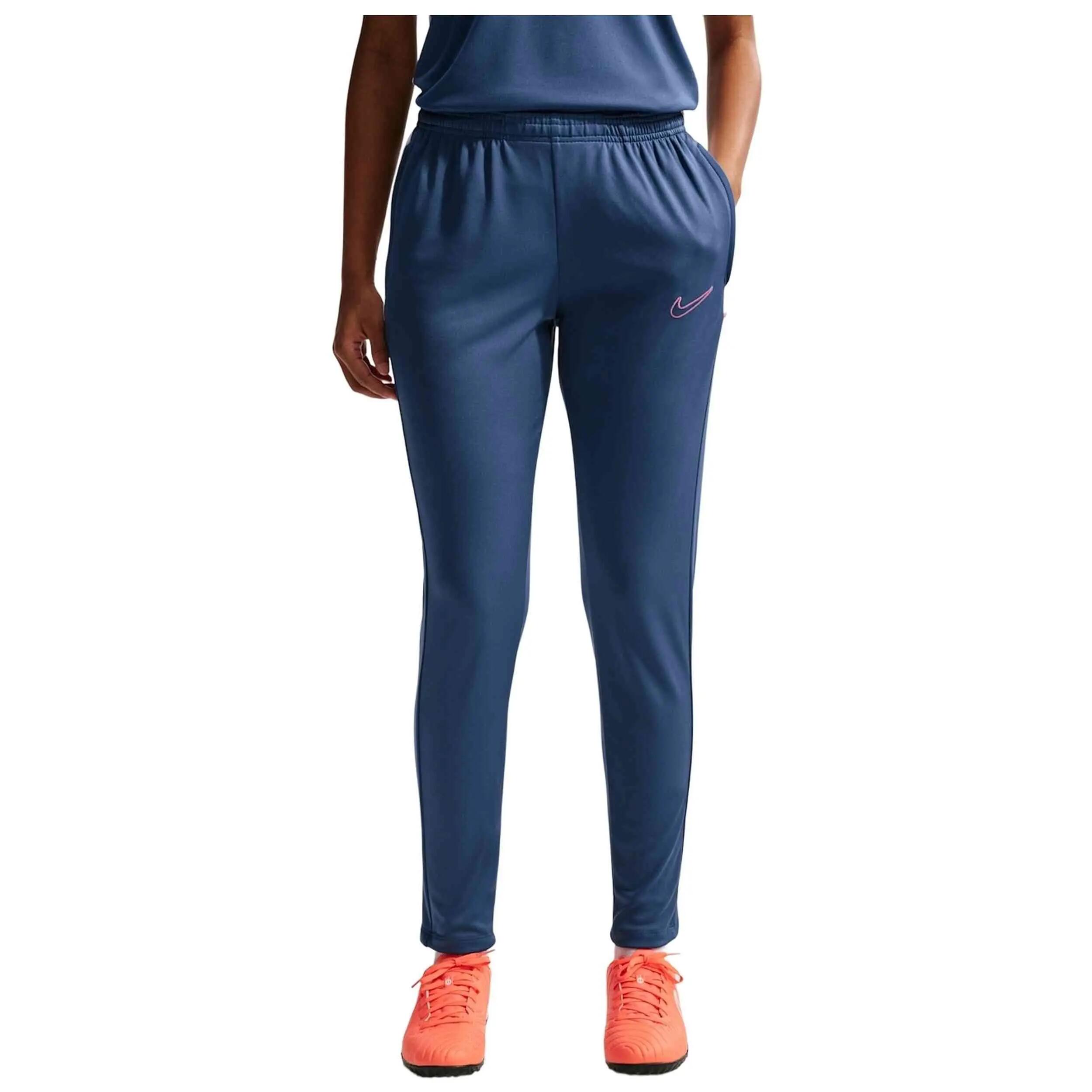 T-shirt Nike modèle 0406354 pour femmes 2/5