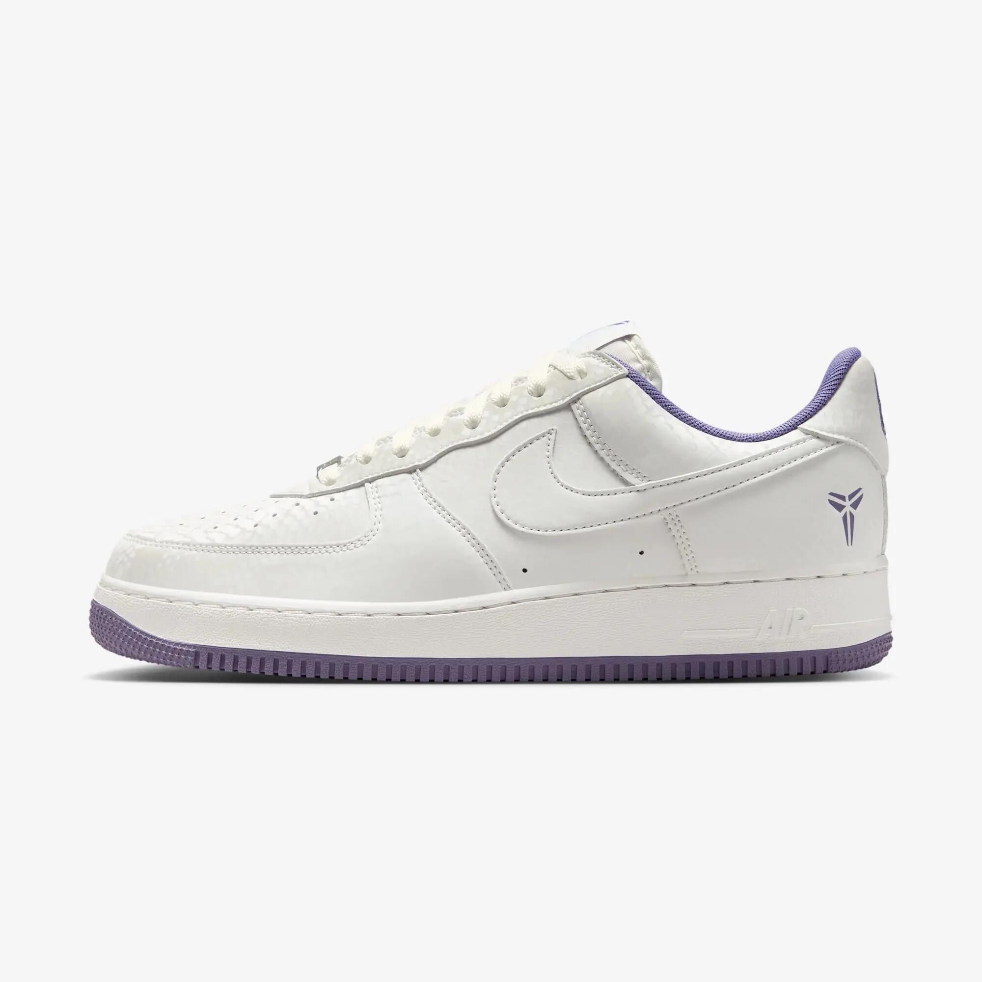 NIKE picture