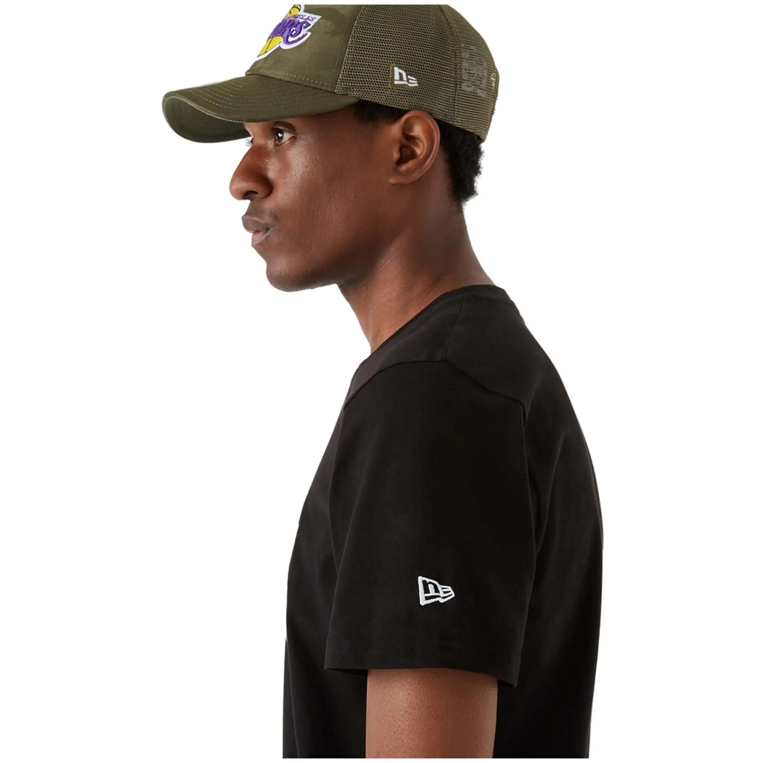 T-shirt New Era modelo 12827164 para homem 4/5