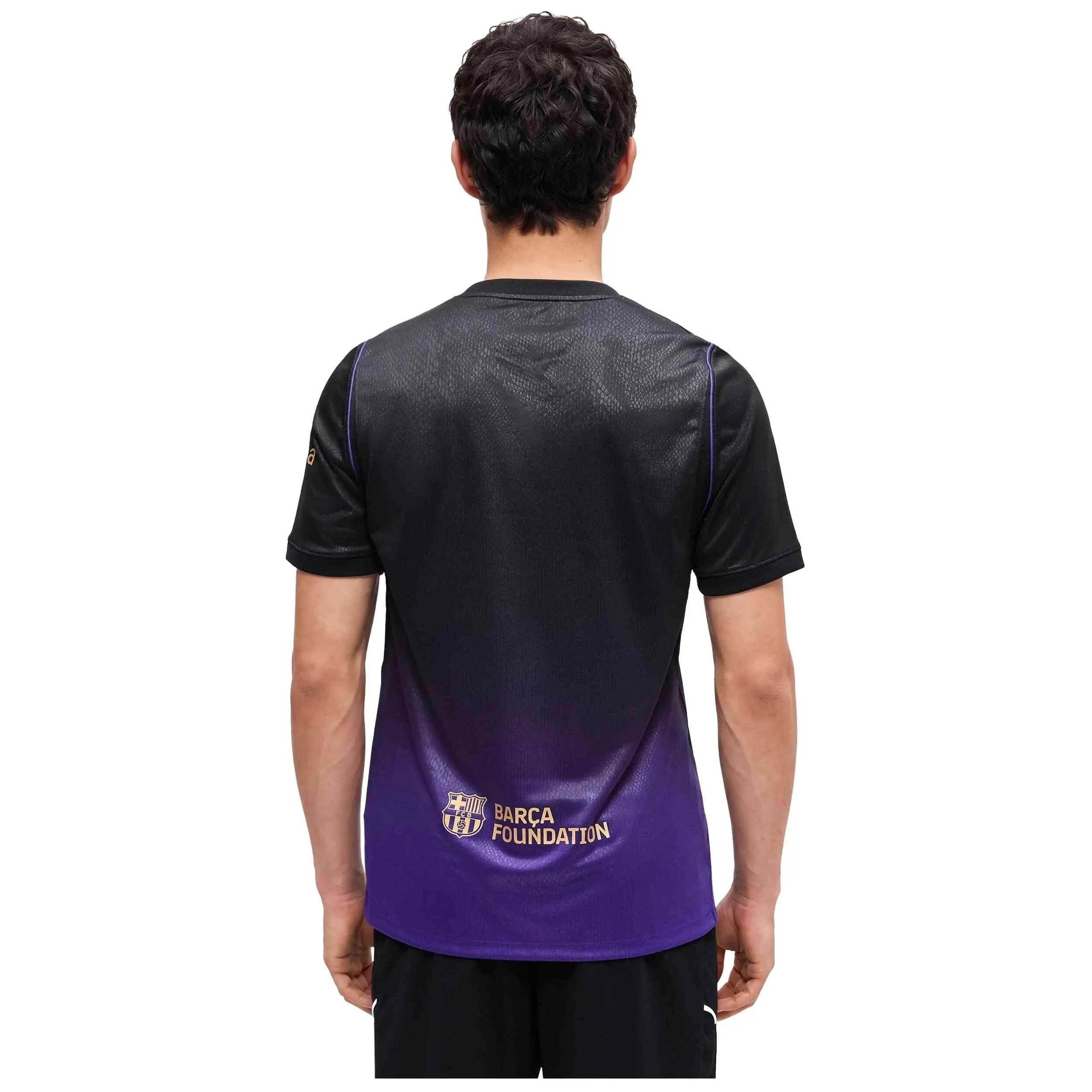 Kurzarmshirt Nike Modell II1912-505 für männer 4/5