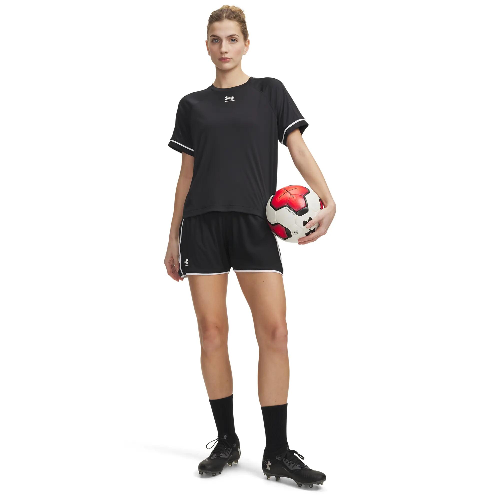 Under Armour Damen Shorts UA Challenger Train 6009886 3/4