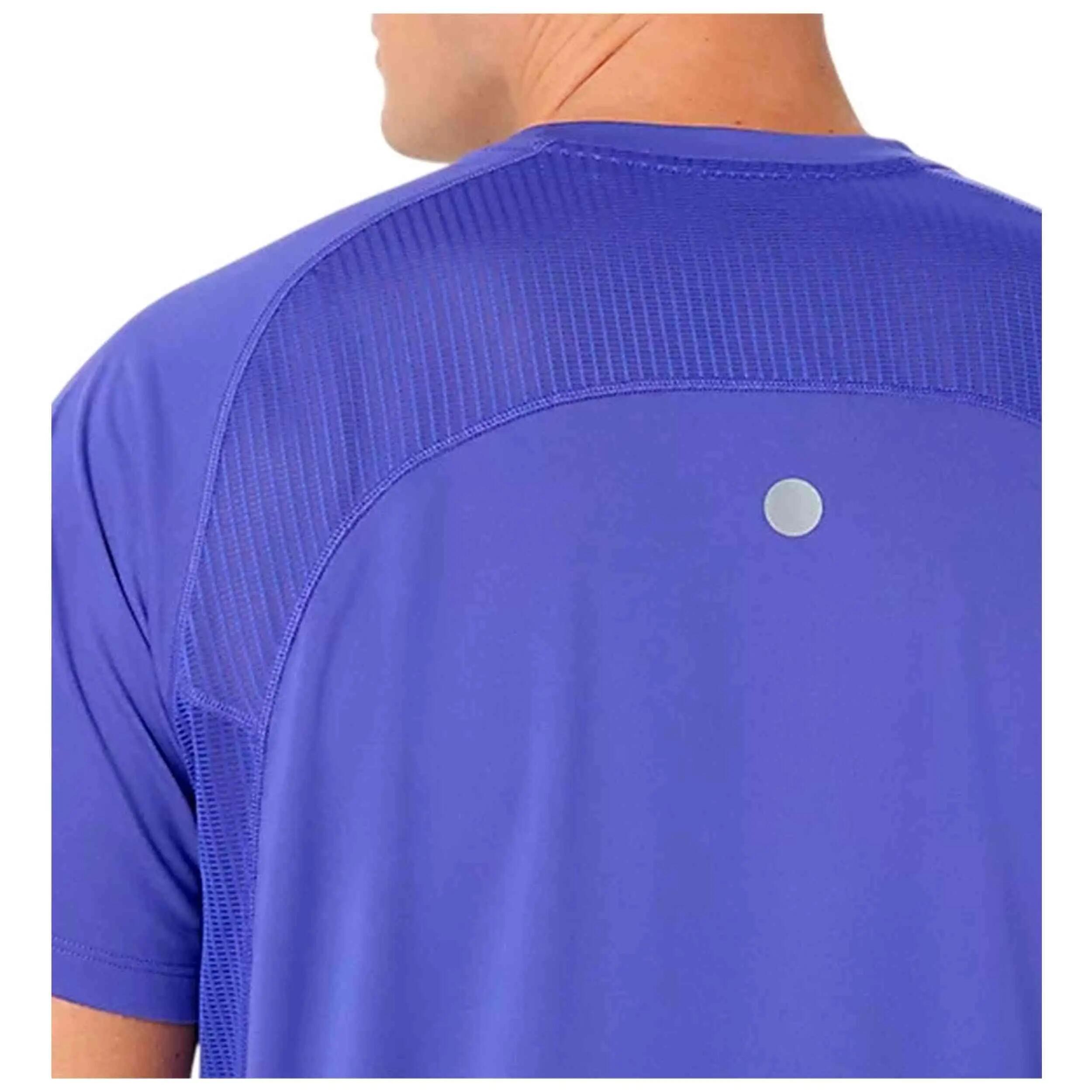Camiseta de manga corta Asics modelo Road Fade para hombre 5/5