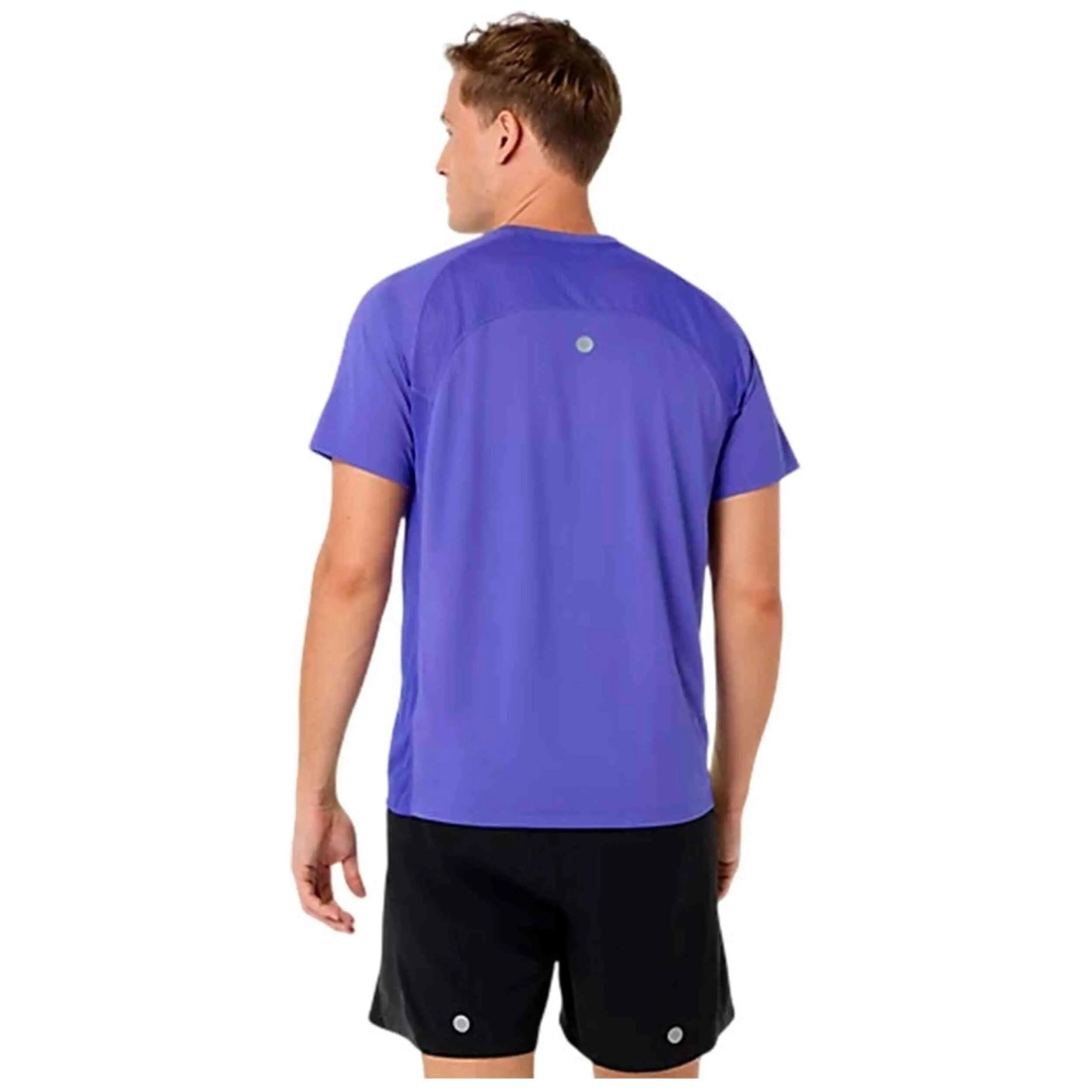 Camiseta de manga corta Asics modelo Road Fade para hombre 3/5