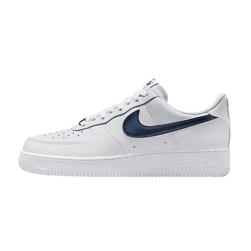 NIKE picture