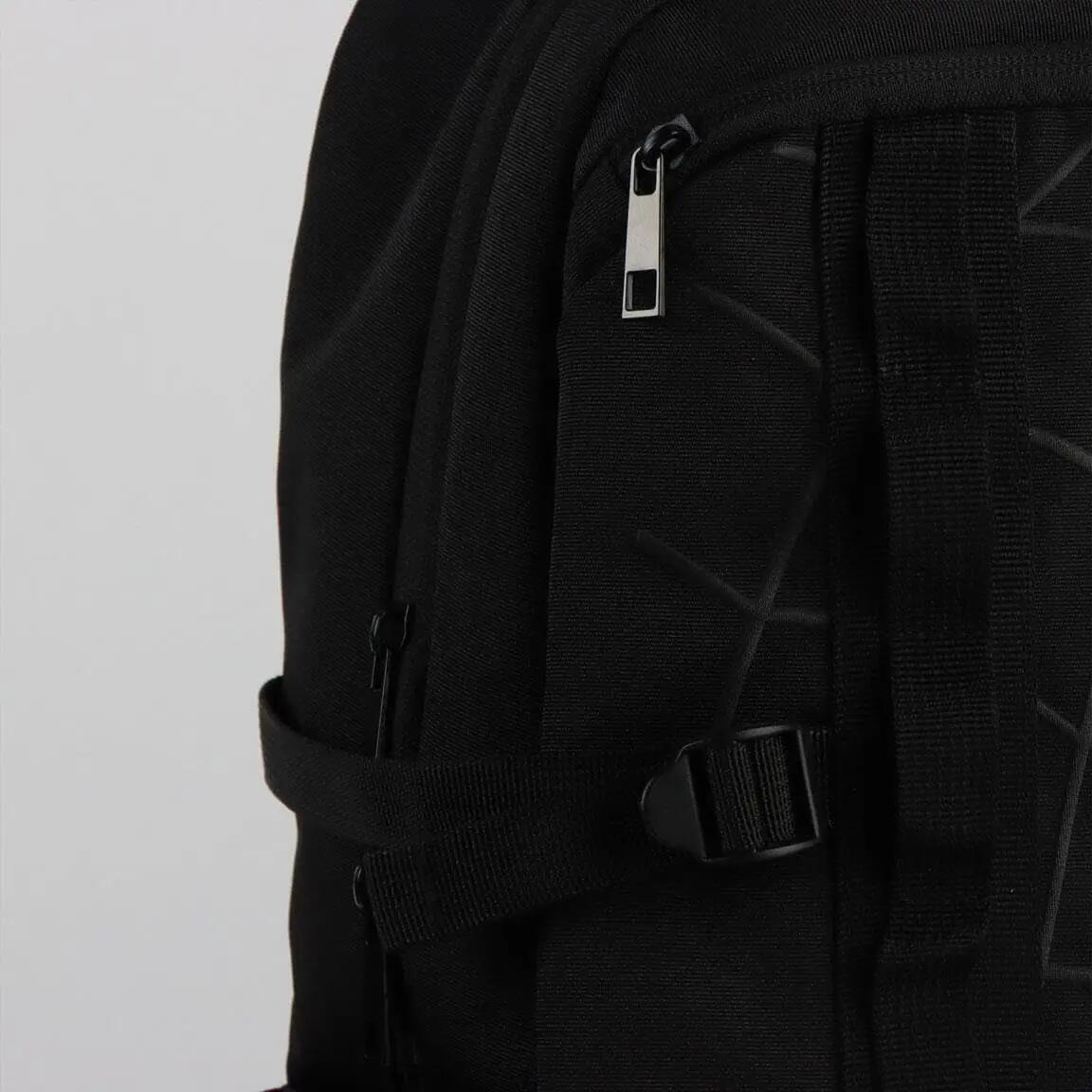 Sac à dos casual technique Spider-Man noir - 45,5 x 33 x 14 cm 7/7
