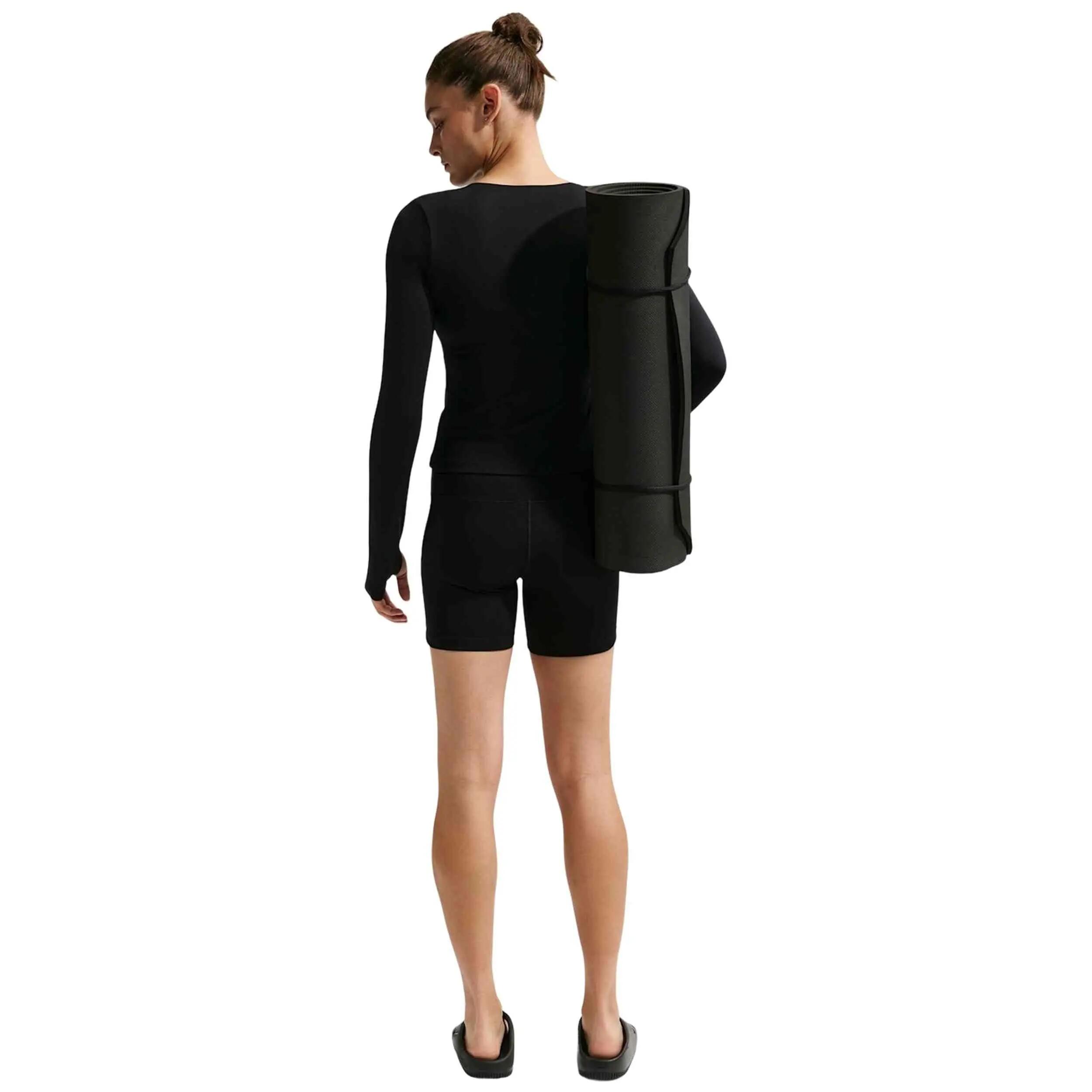 Calção de licra Nike modelo One para mulheres 5/5