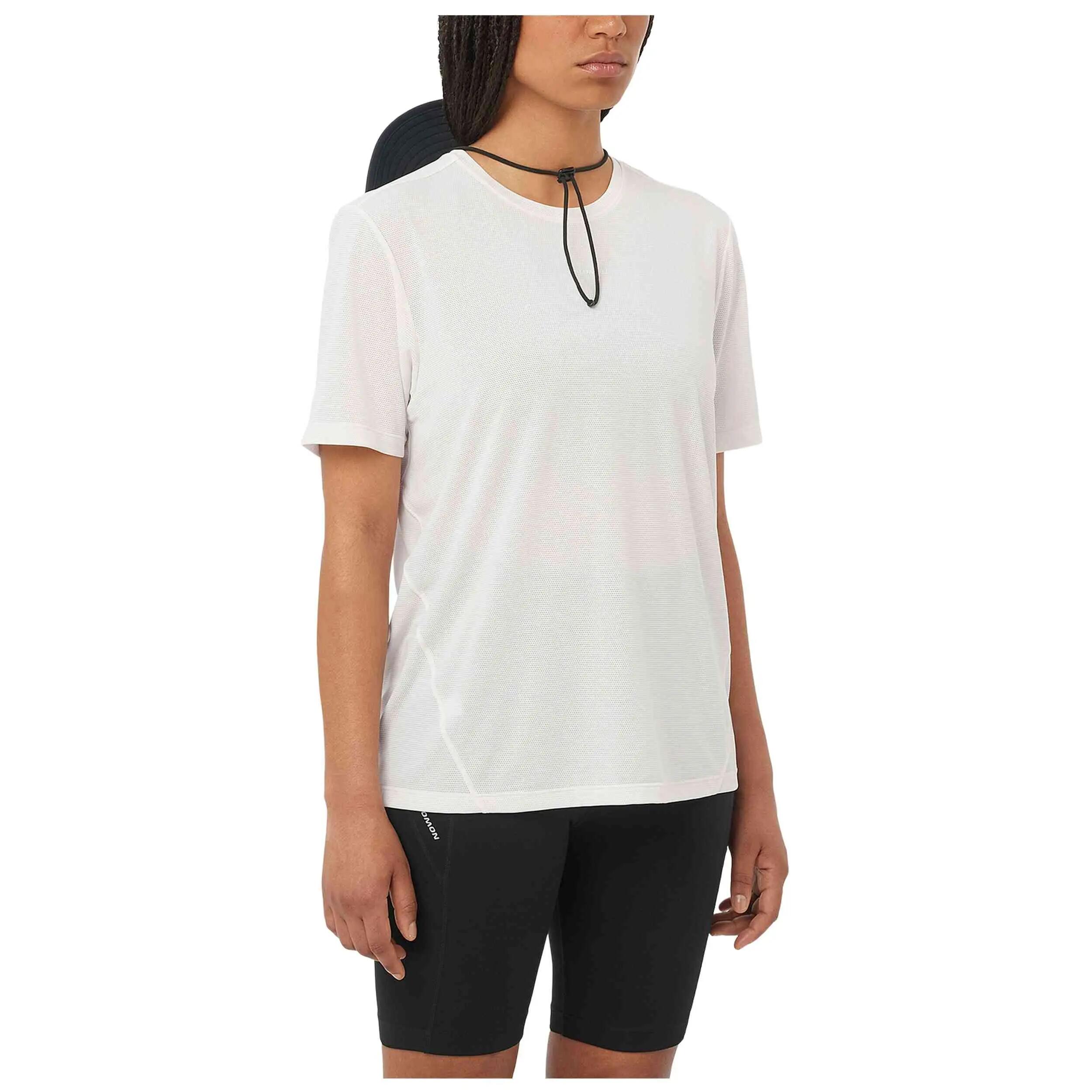 T-shirt Salomon modelo Shakeout Core para mulheres 3/4