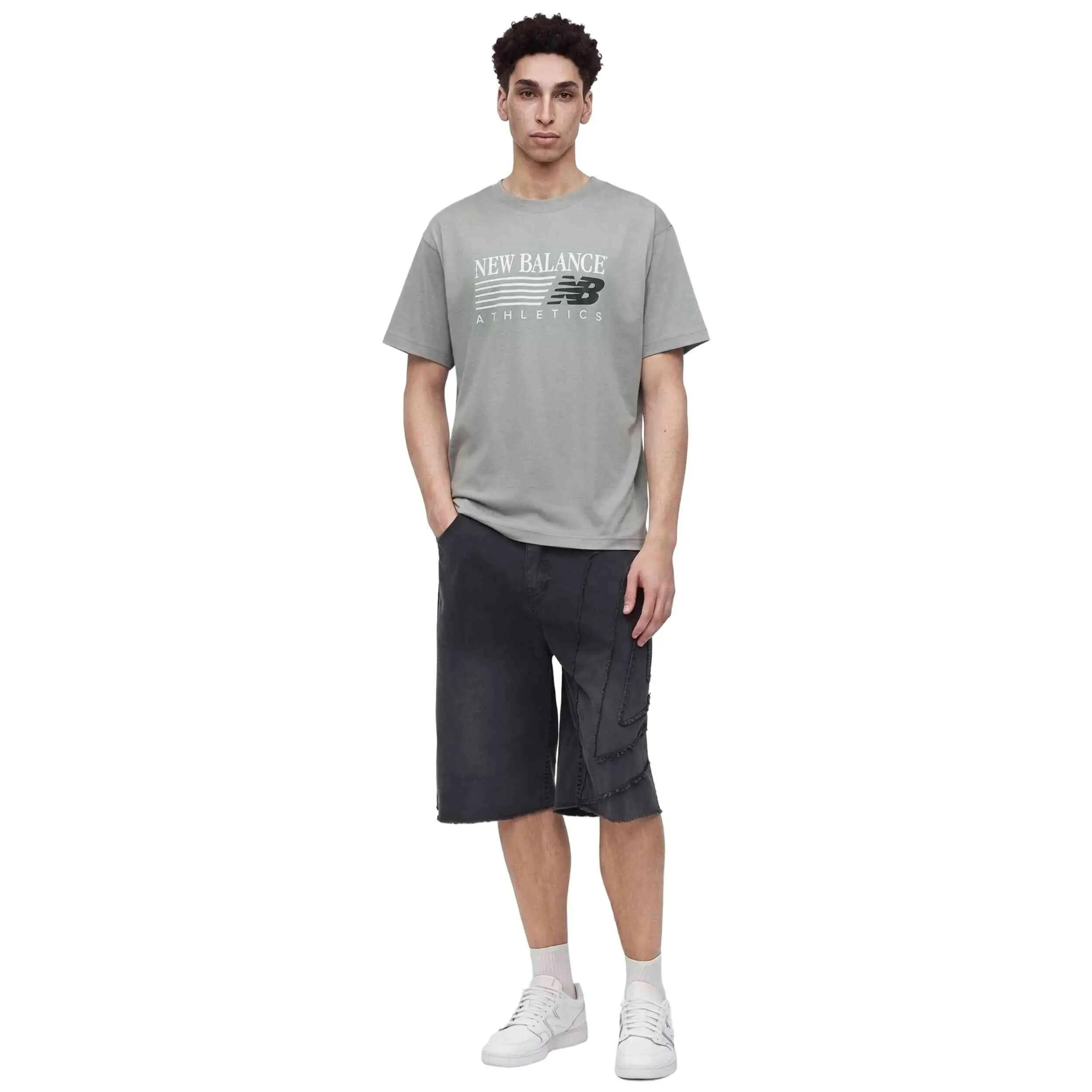 T-shirt New Balance modèle MT62U0E0_YST pour homme 3/4