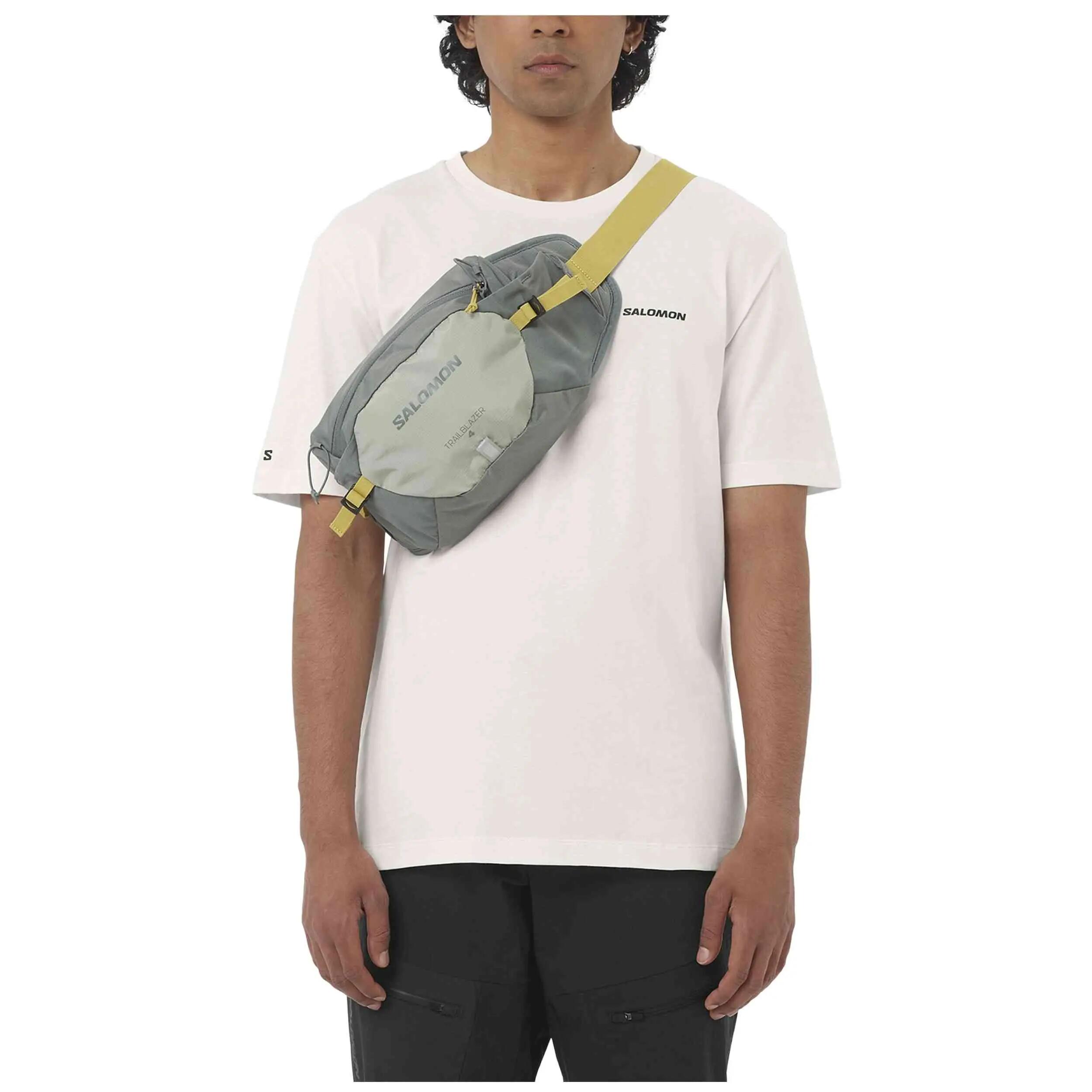 Kurzarmshirt Salomon Modell Chest Logo Regular für männer 2/3