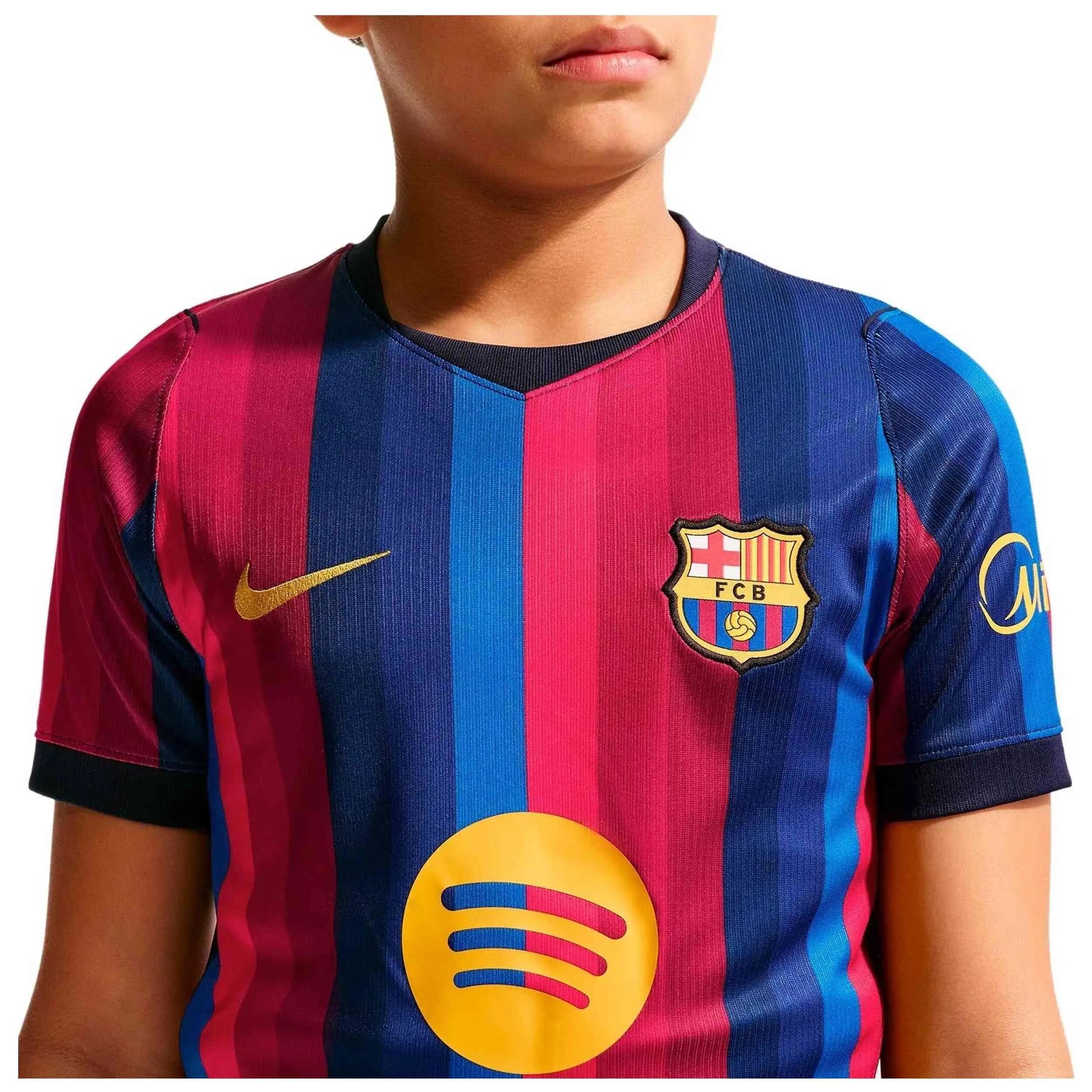 Camiseta de manga corta Nike modelo II1624-683 para niños unisex 3/4