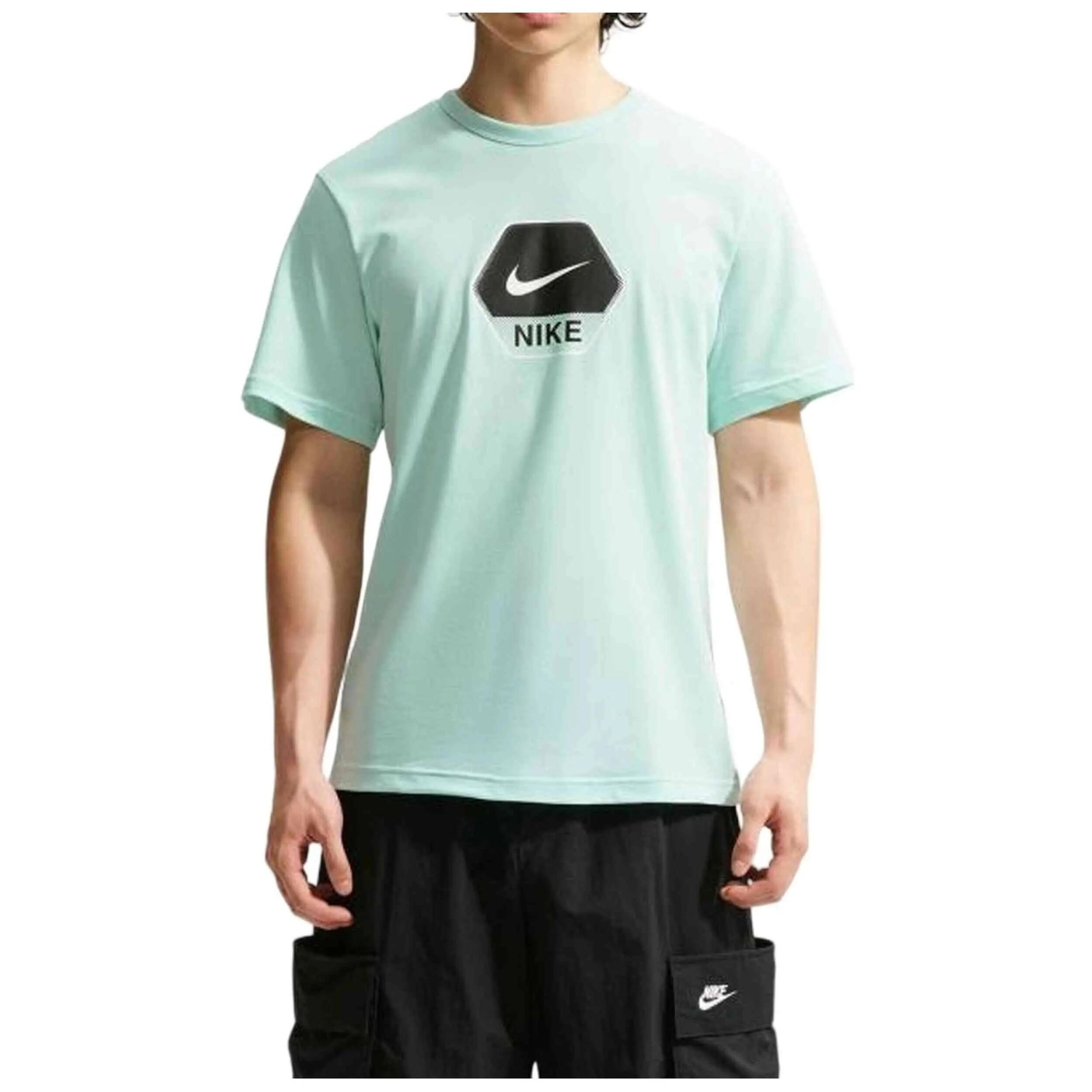 NIKE picture