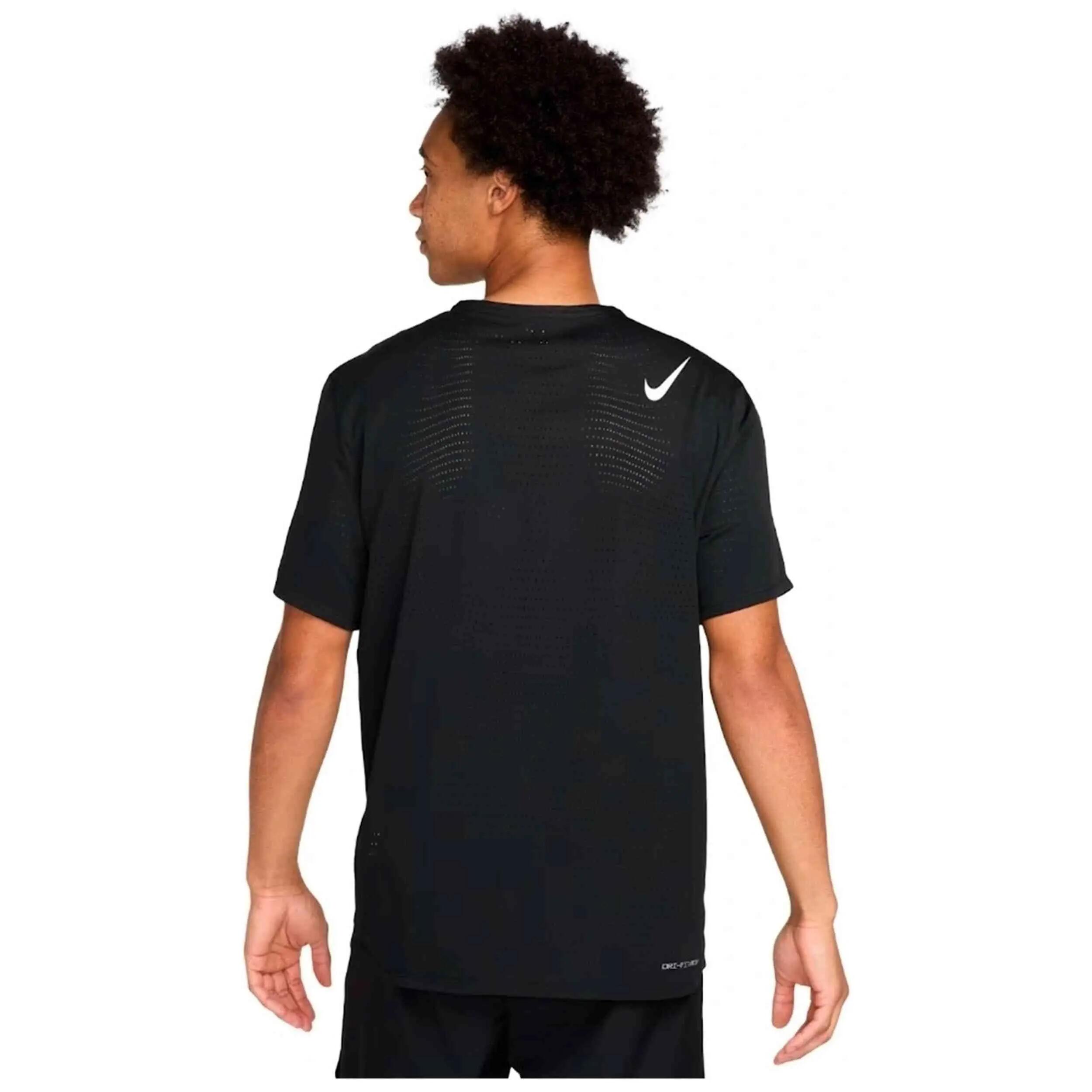 Camiseta de manga corta Nike modelo Aeroswift T-Shirt para hombre 2/5