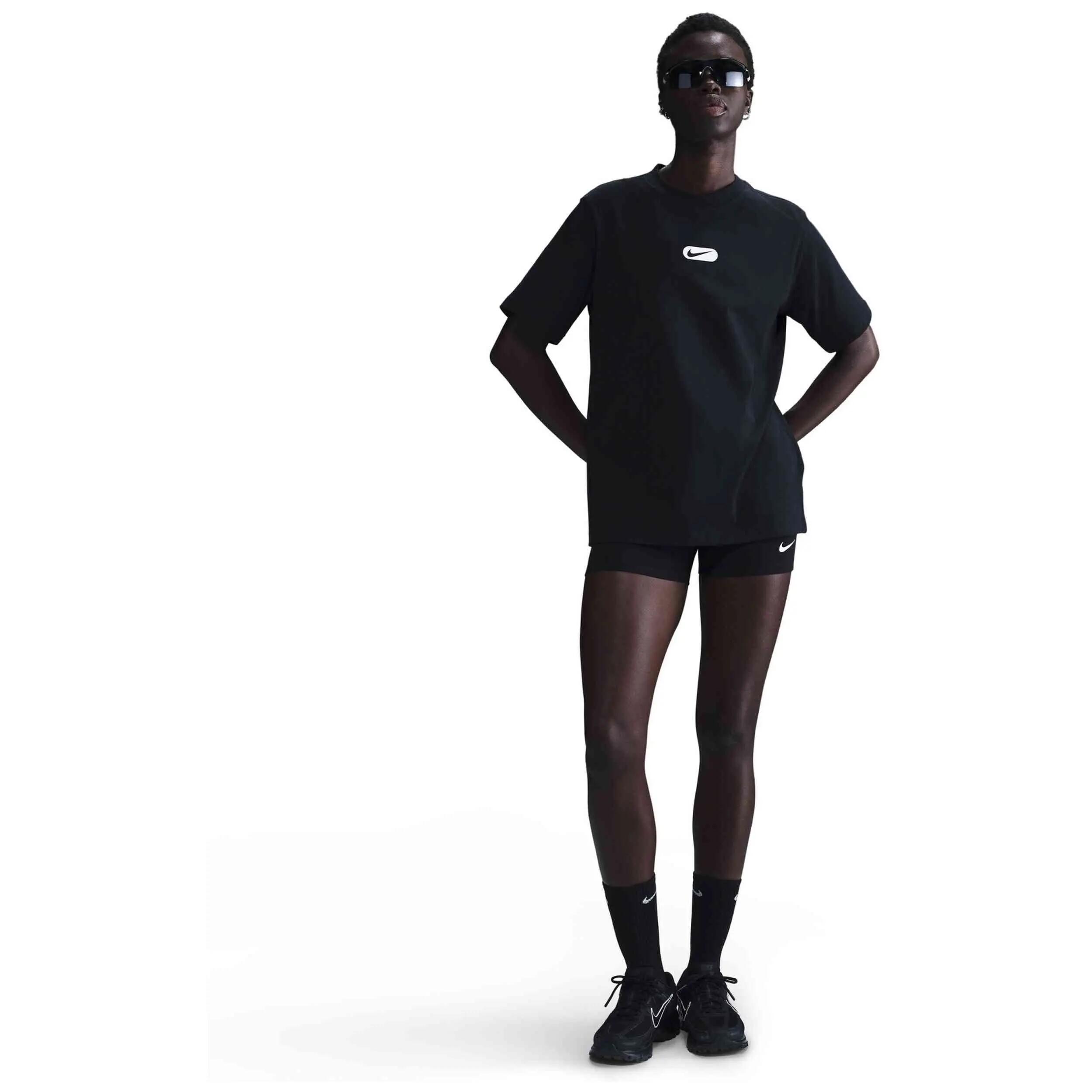 NIKE picture