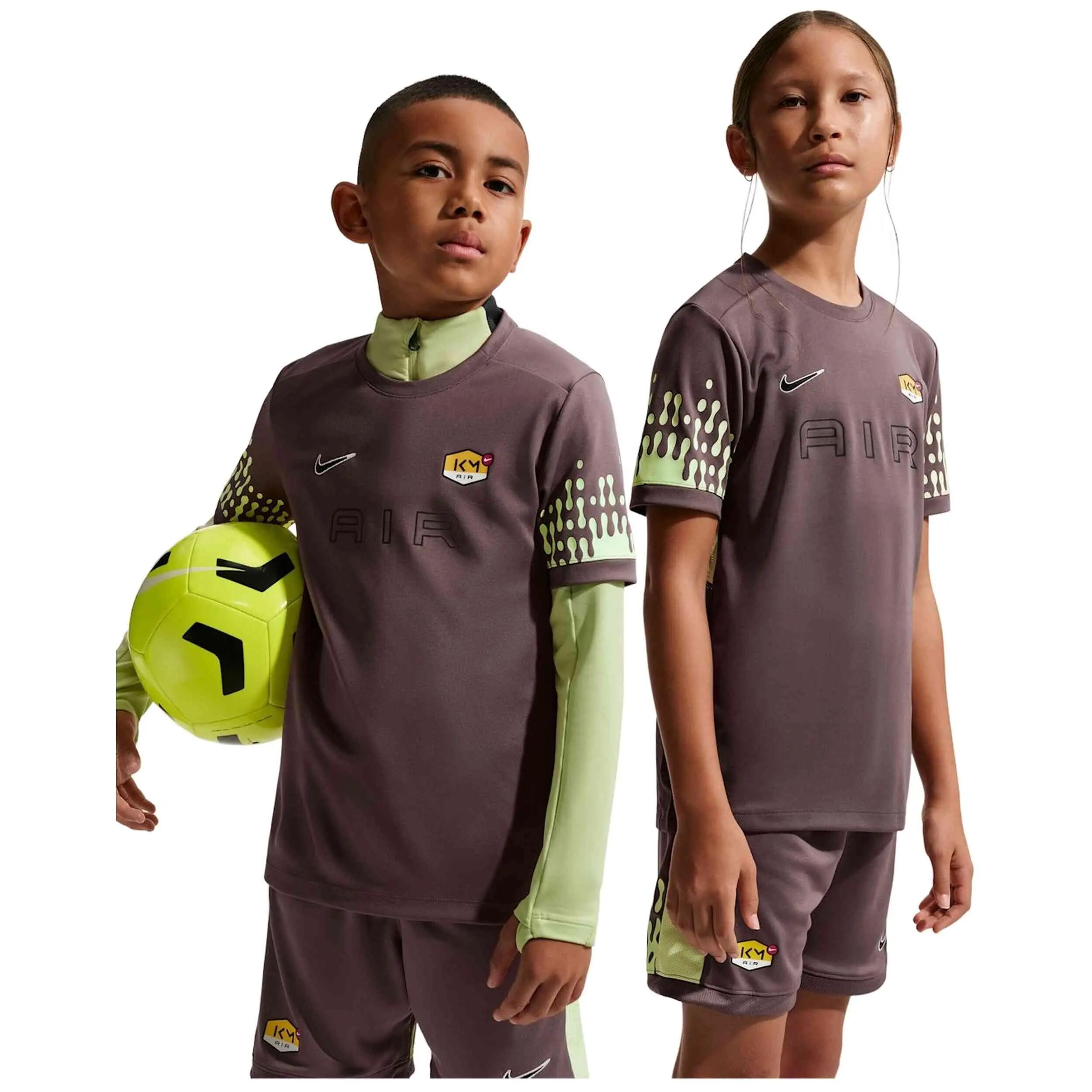 NIKE picture