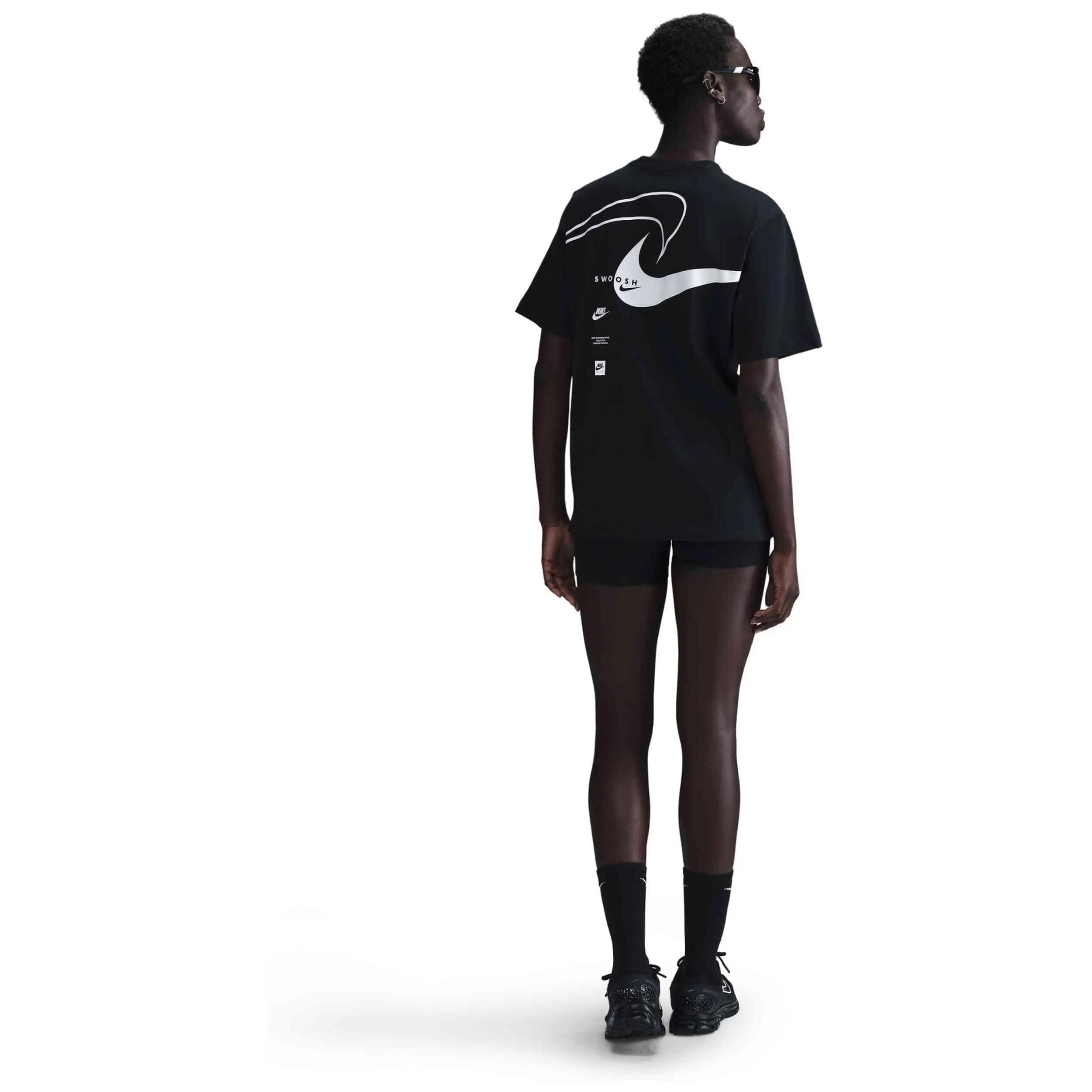Maglia a maniche corte Nike modello HQ1698-010 per donne 2/5