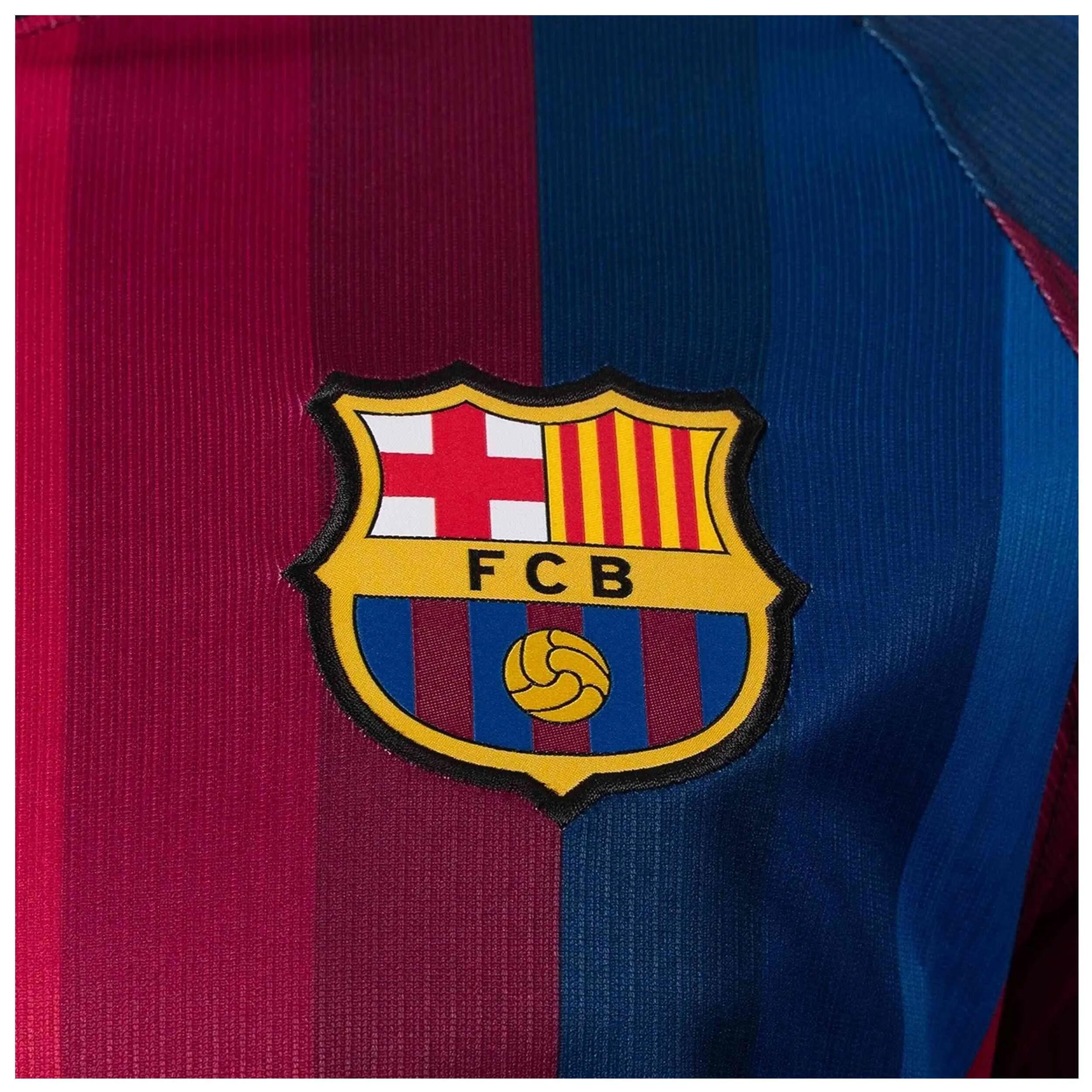 Maglia a maniche corte Nike modello II1872-683 per uomini 4/5