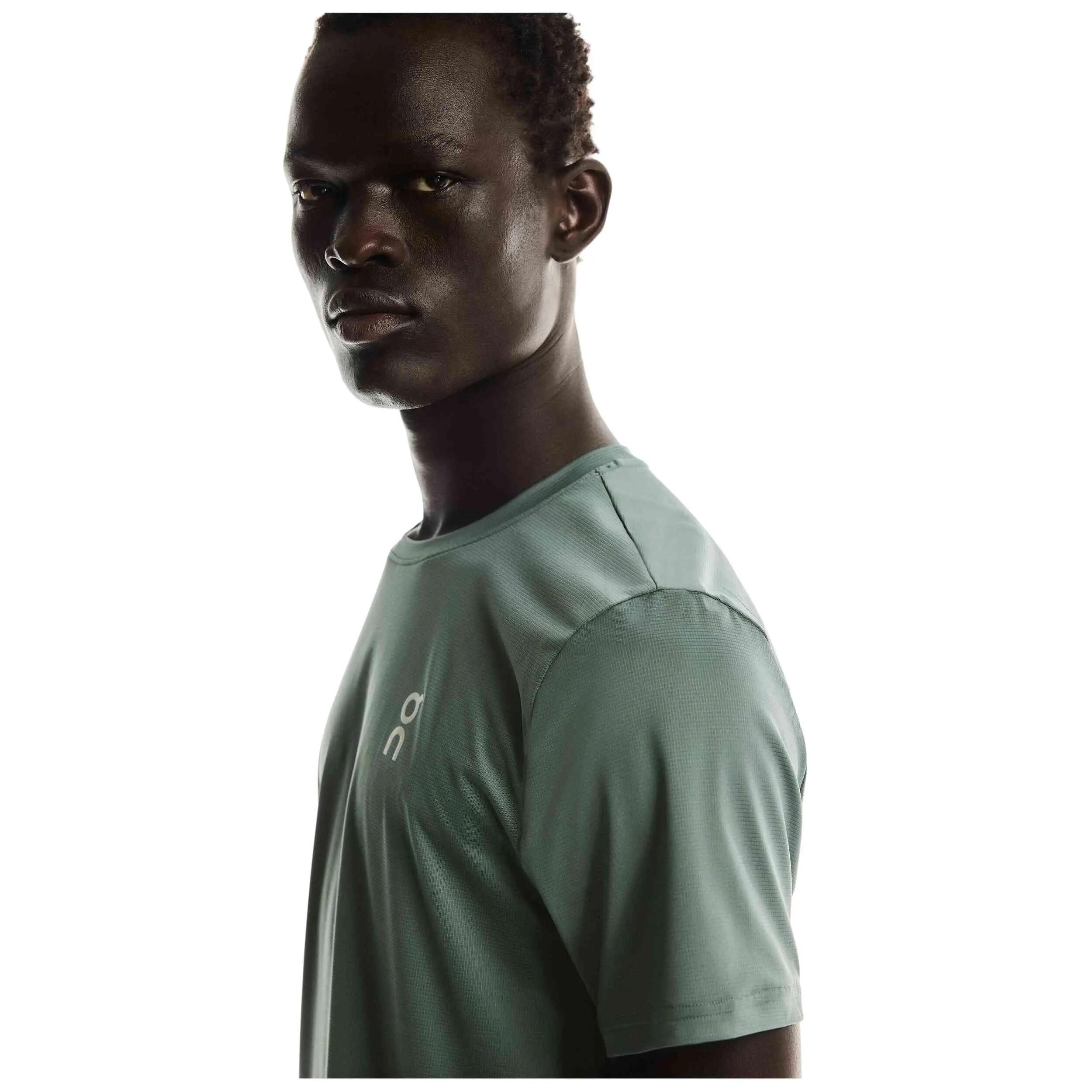 Kurzarmshirt On Modell 1ME10430153 für männer 3/5