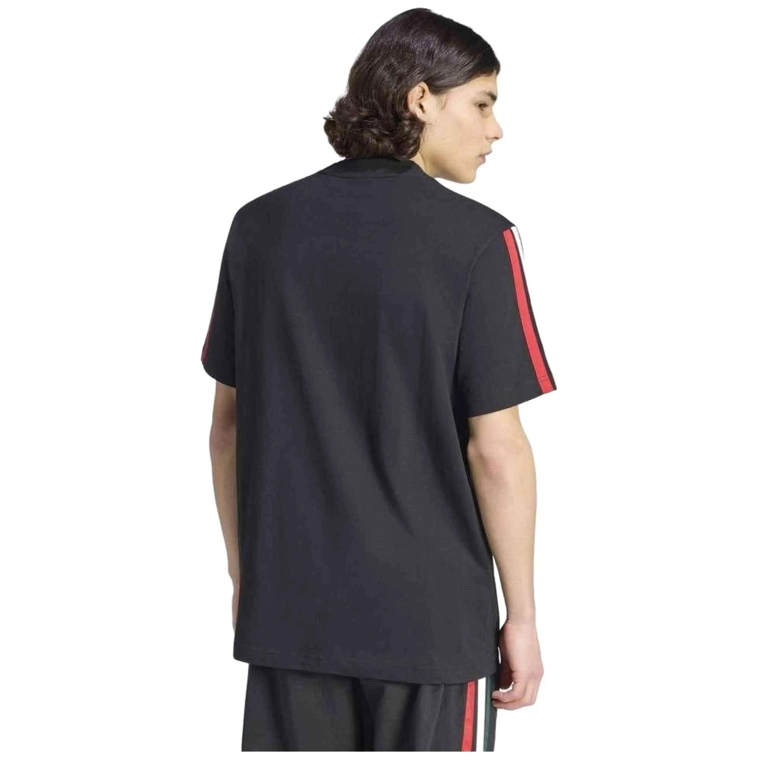 T-shirt Adidas modèle Essentials 3 Stripes T-Shirt pour homme 2/5