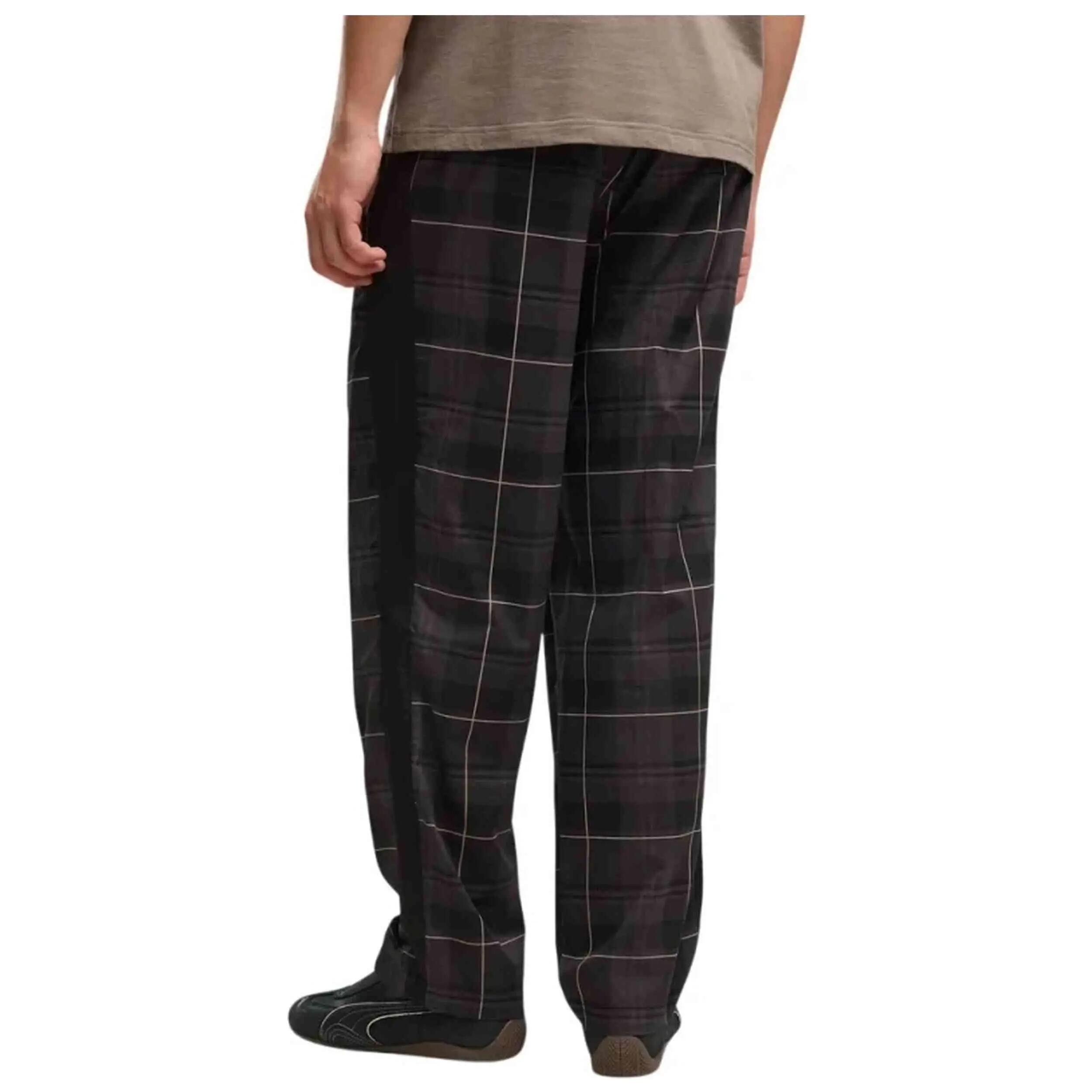 Trainingsbroek Puma model T7 Relaxed Tartan "Black" voor mannen 3/5