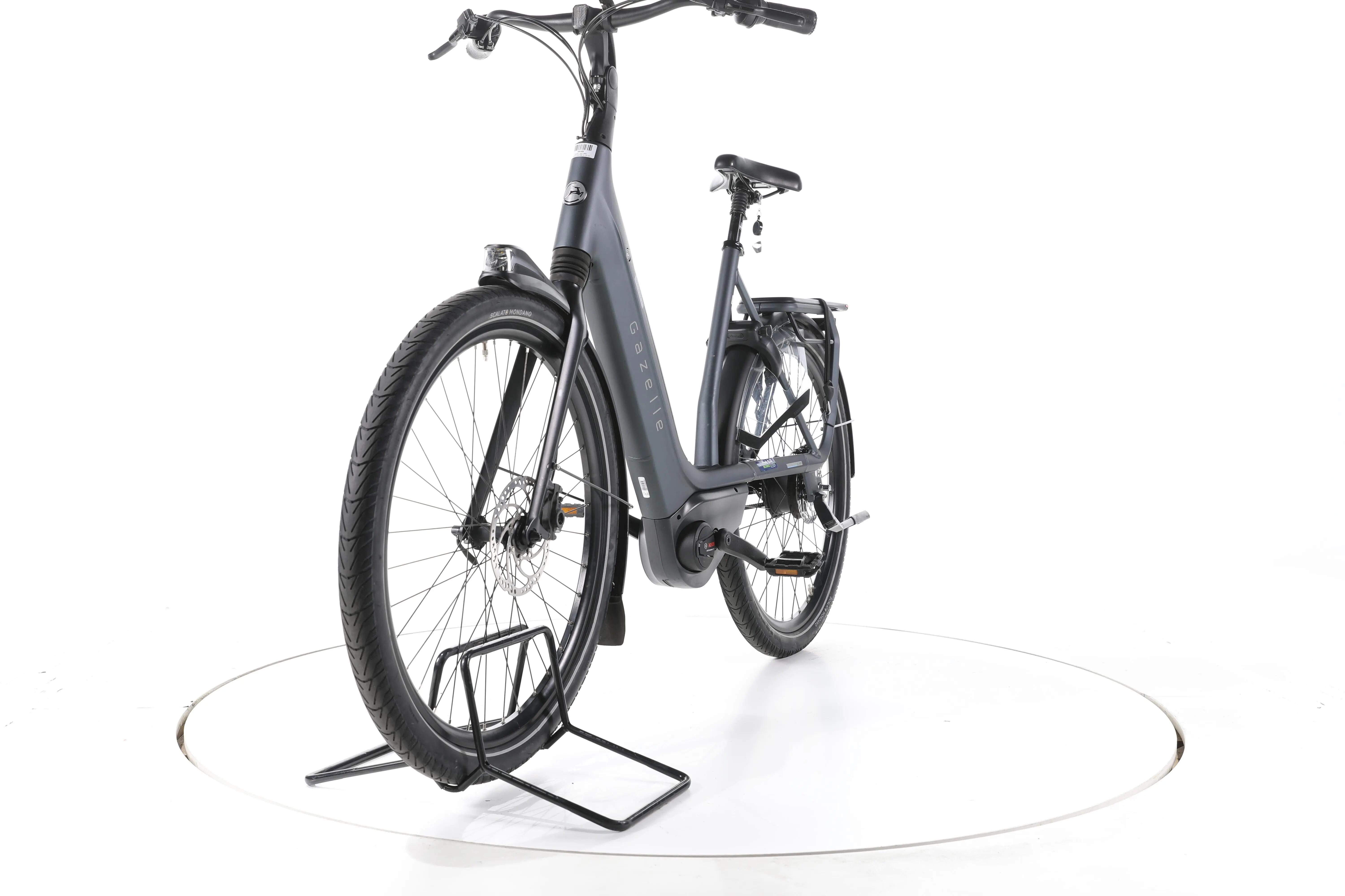 Tweedehands - Gazelle Avignon C380 HMB City E-Bike Lage instap - Zeer goed 4/7