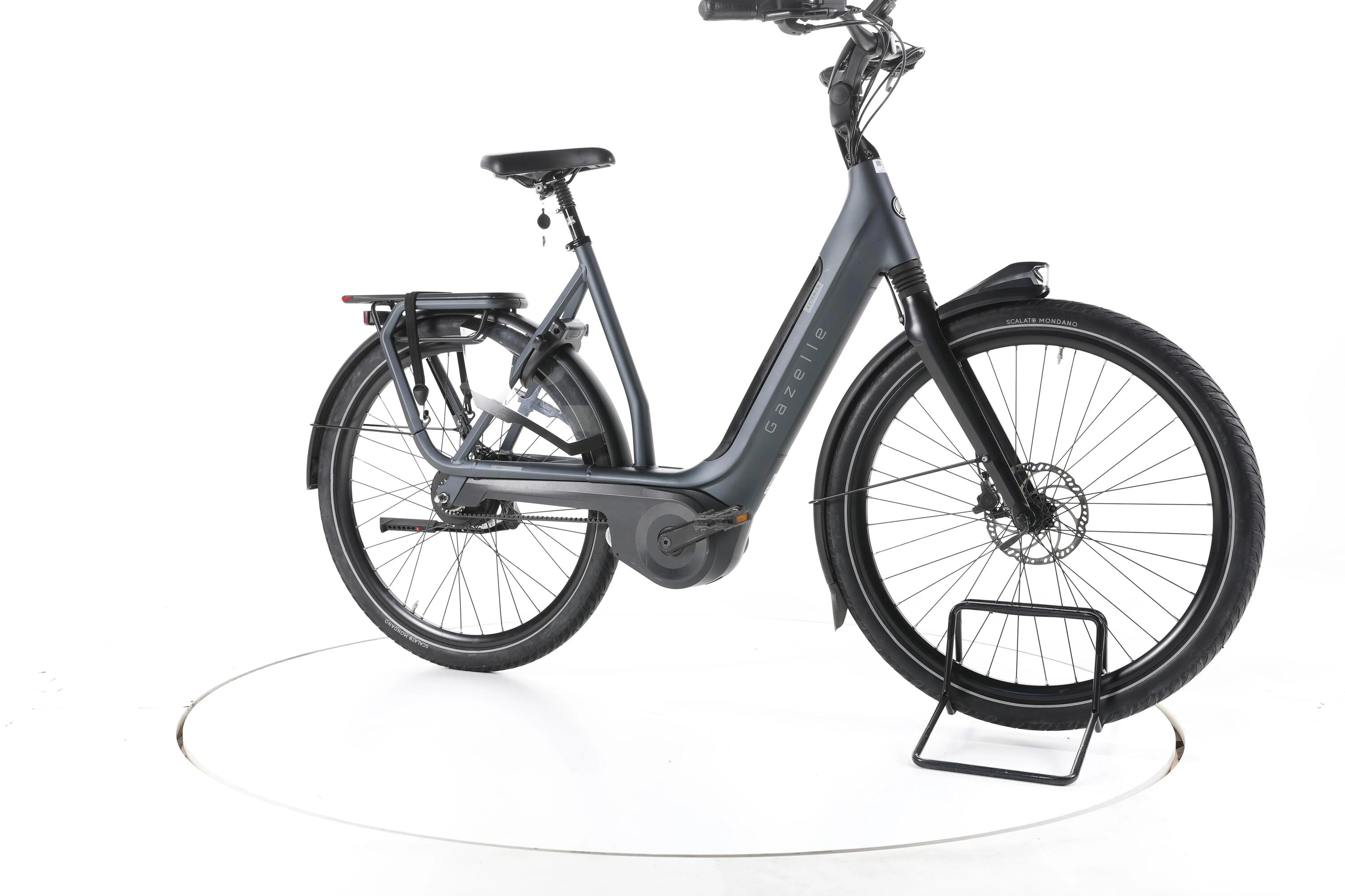 Tweedehands - Gazelle Avignon C380 HMB City E-Bike Lage instap - Zeer goed 2/7