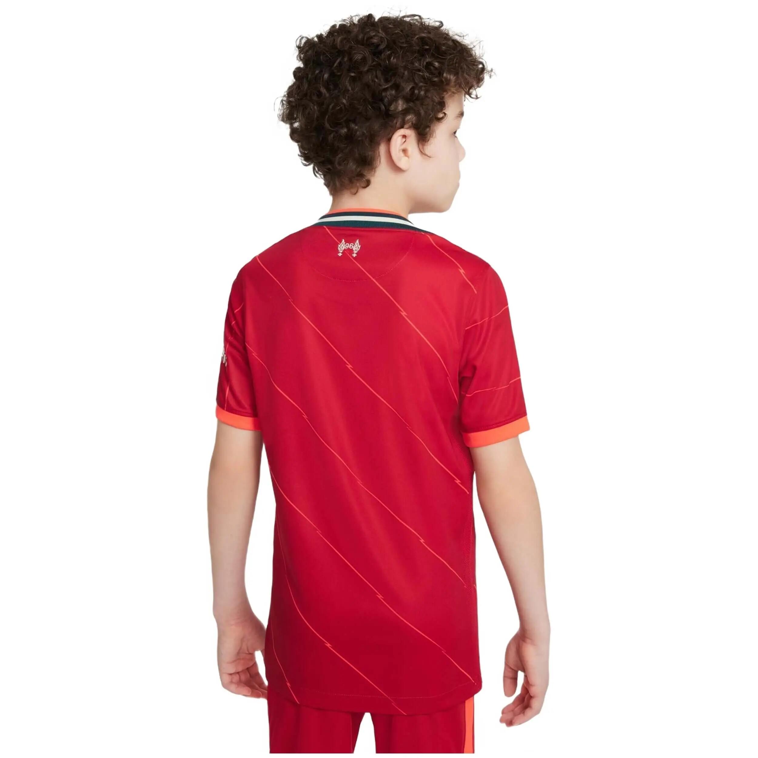 T-shirt Nike modèle DB2568-688 pour enfants 4/5