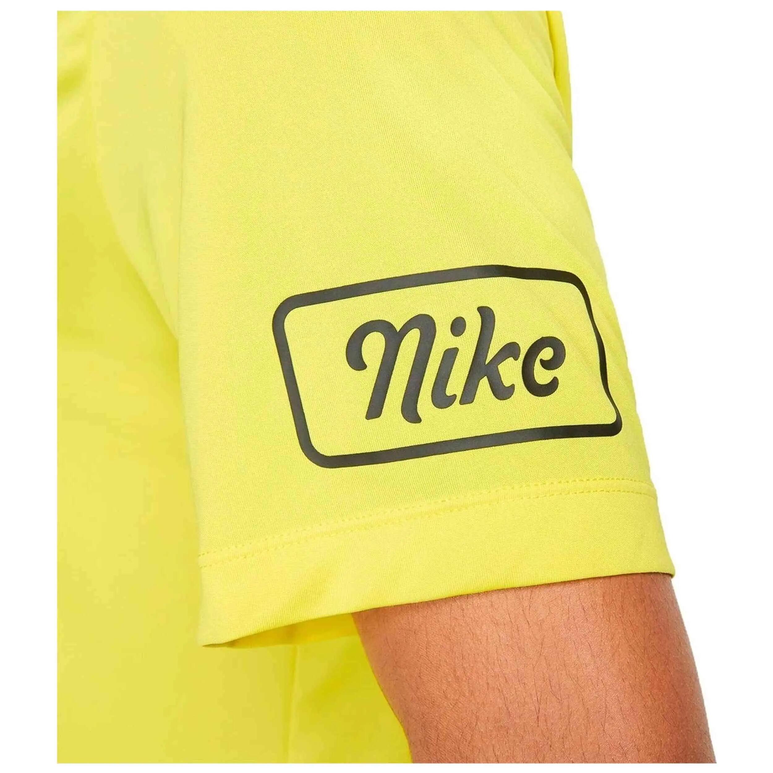Maglia a maniche corte Nike modello FD0128-765 per uomini 4/5