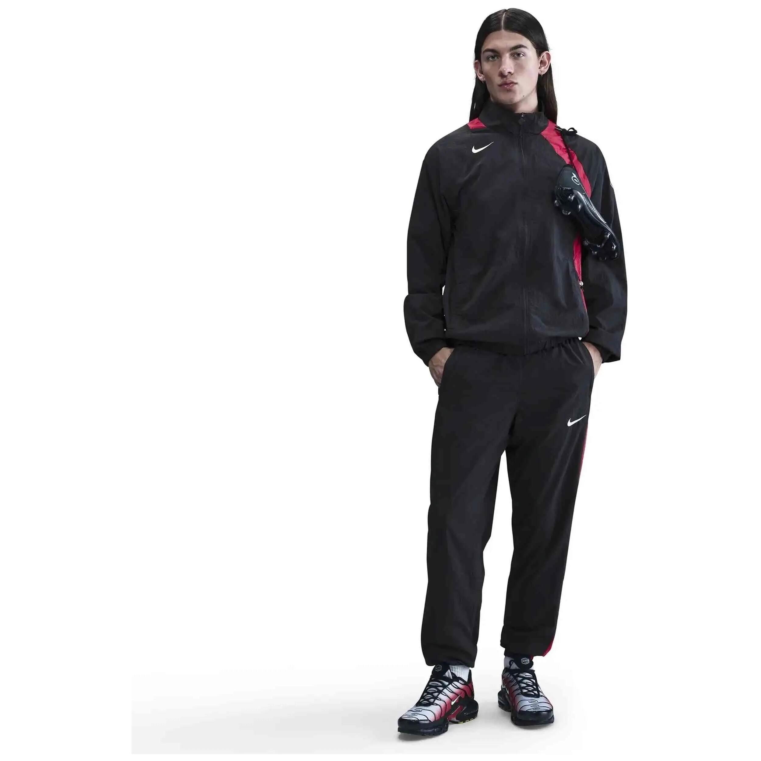 Trainingsbroek Nike model Total 90 "Negro/Rojo" voor mannen 2/5