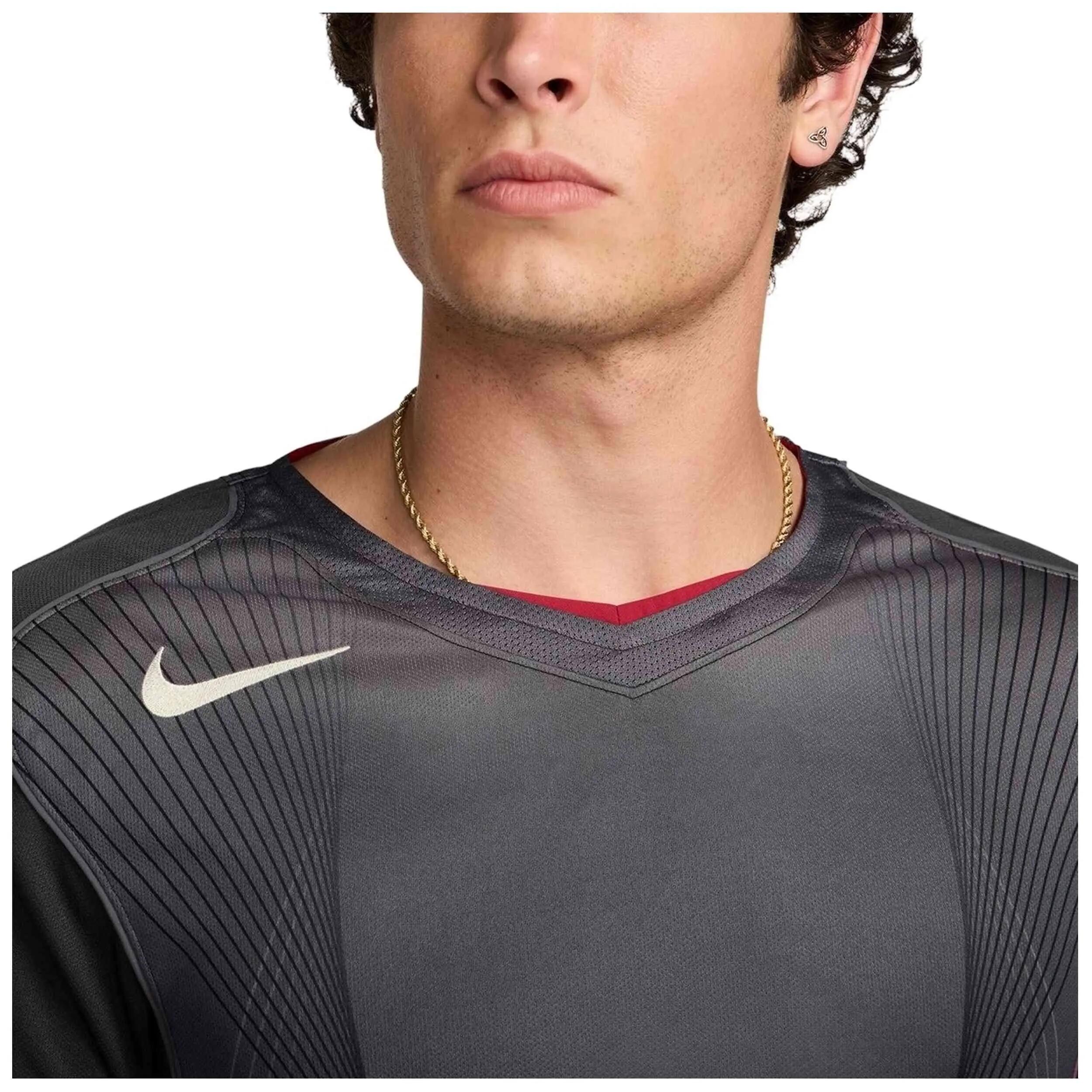 Kurzarmshirt Nike Modell Total 90 Dri-FIT "Black/Light Graphite/Gym R für männer 3/3