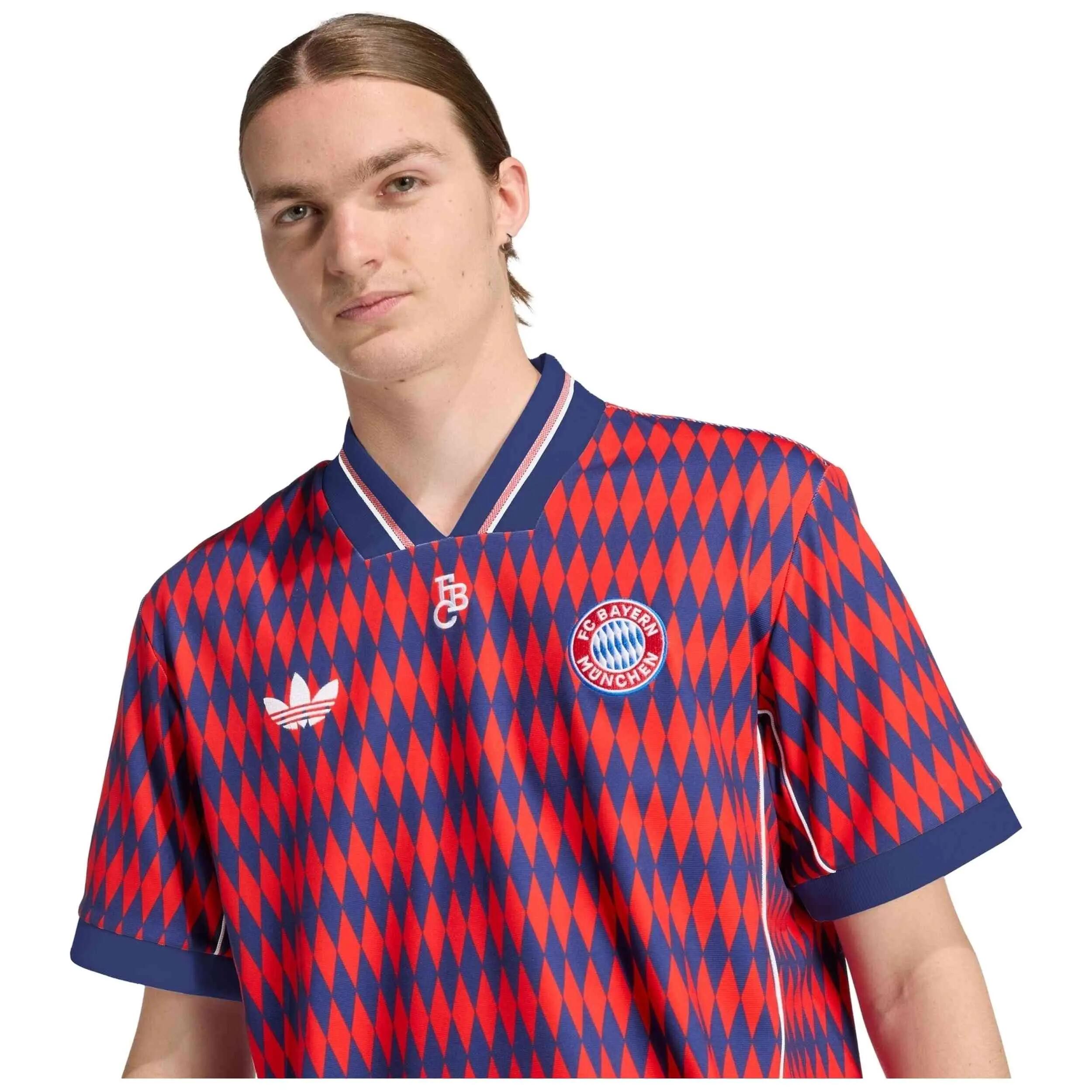 Maillot de football Adidas modèle FC Bayern Munich LFSTLR Jersey pour homme 1/5