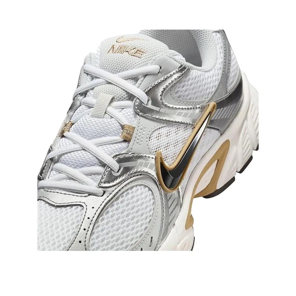 Chaussures Nike V5 RNR Blanc/Médium Ash/Parachute Beige 5/7