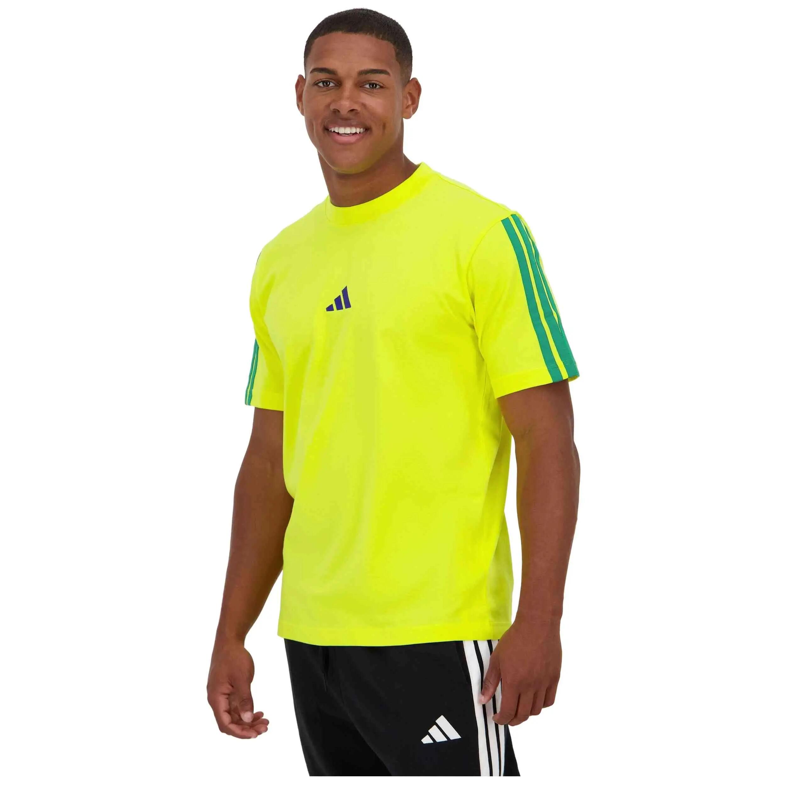 Maglia a maniche corte Adidas modello Essentials per uomini 3/5